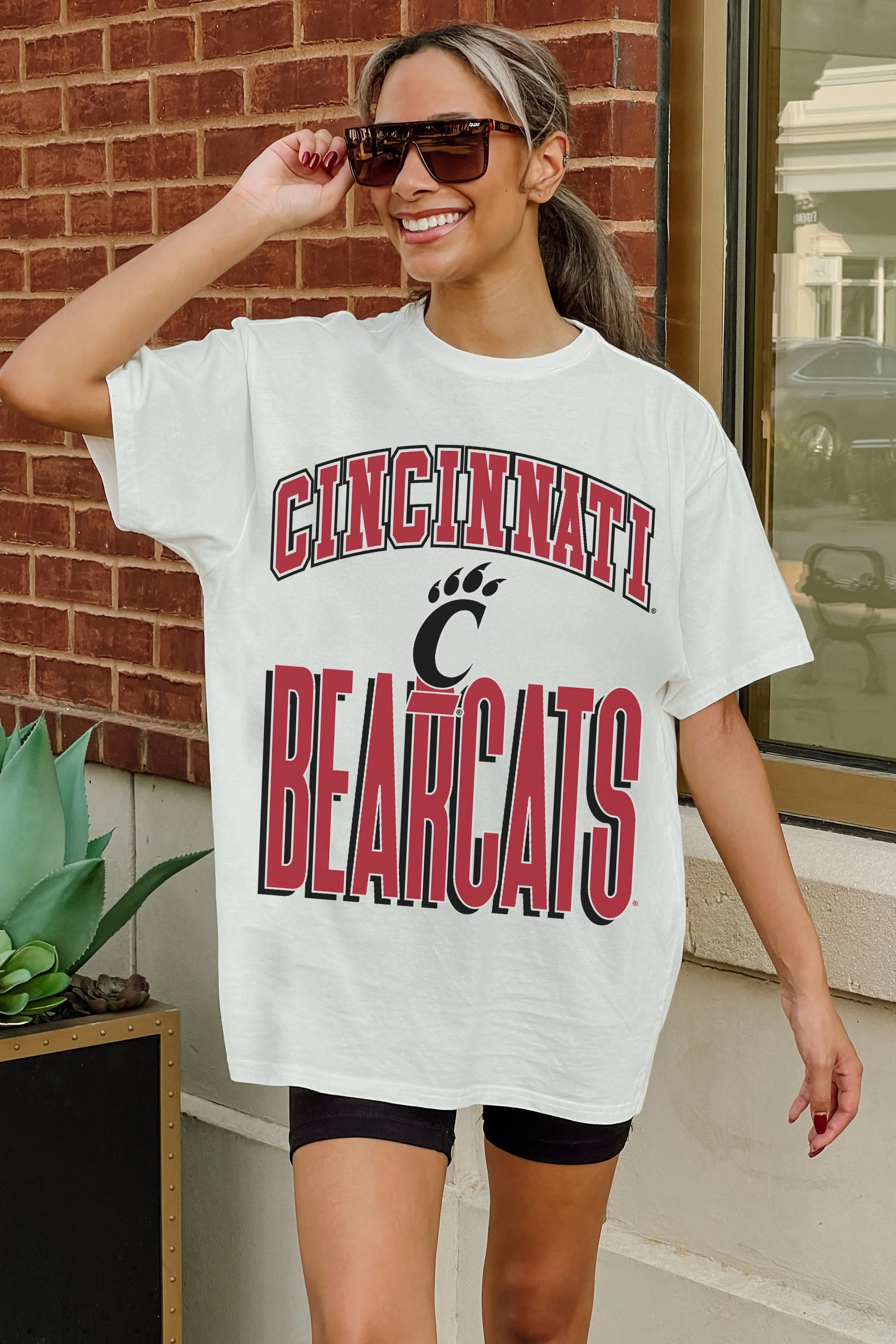 CINCINNATI BEARCATS FIERCE FOCUS WASHED RELAXED FIT TEE - Image 2