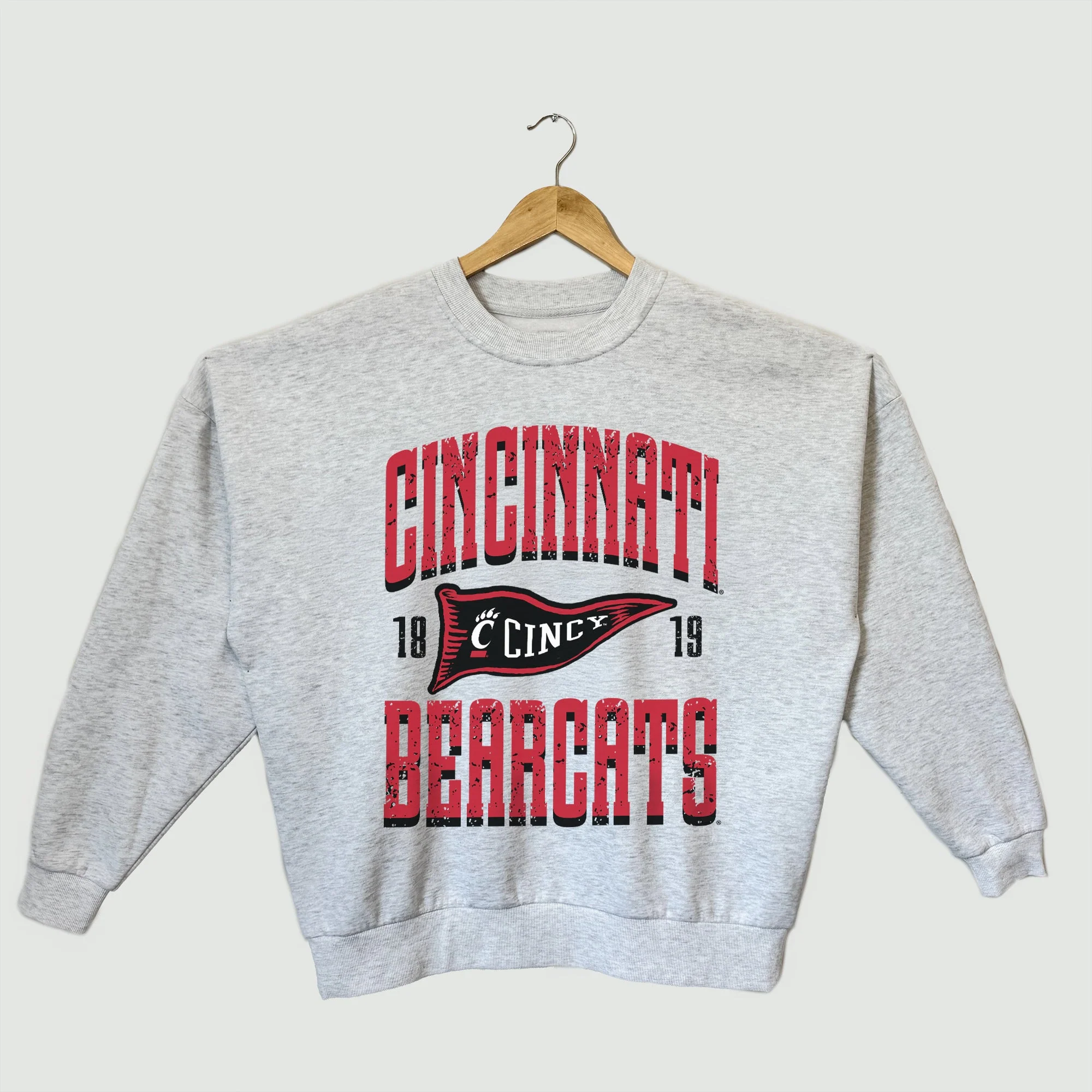 CINCINNATI BEARCATS PENNANT PRIDE PREMIUM FLEECE DROP SHOULDER CREWNECK PULLOVER