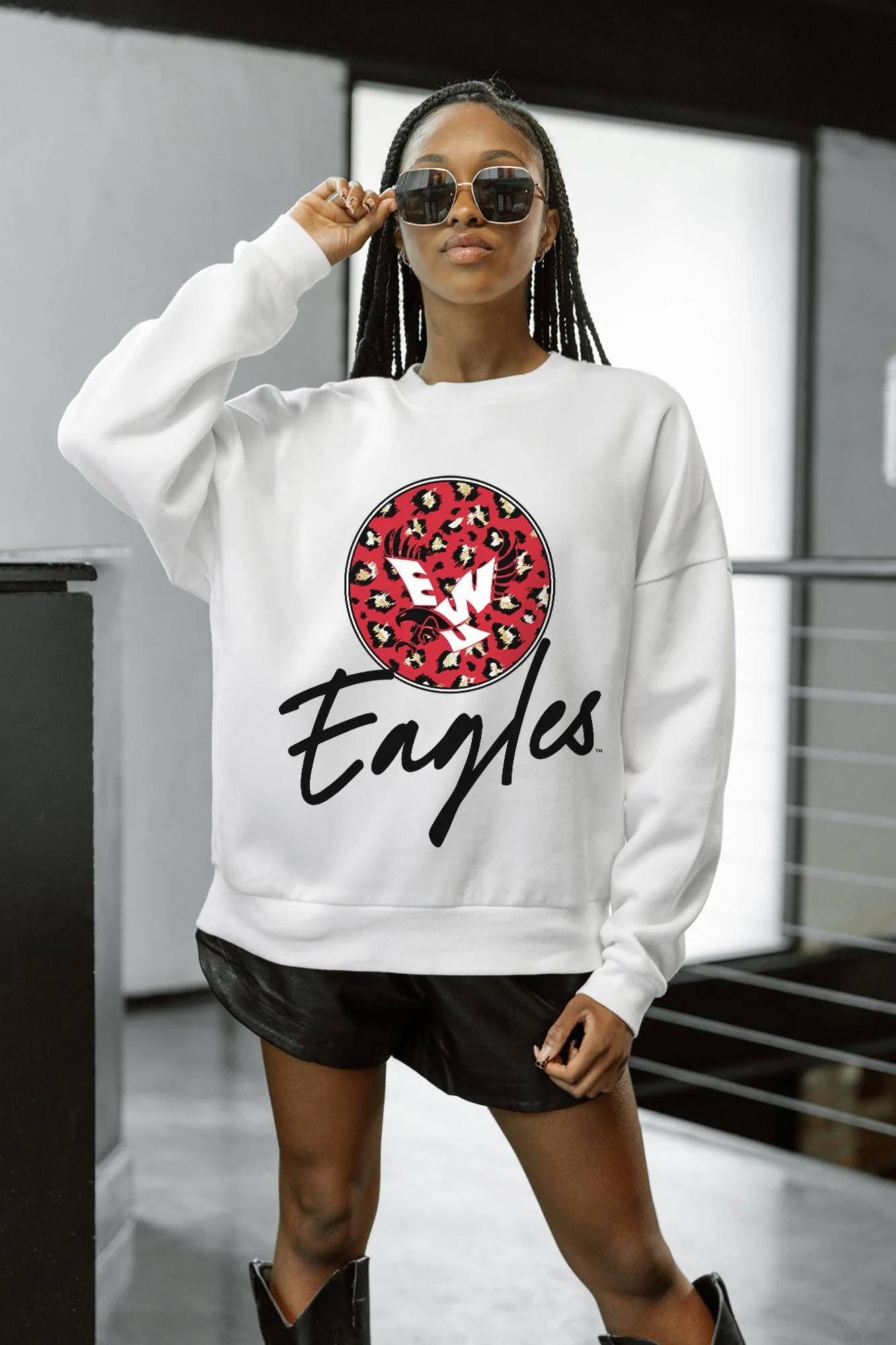 EASTERN WASHINGTON UNIVERSITY EAGLES WILD BREAKTHROUGH PREMIUM FLEECE CREWNECK PULLOVER - Image 4