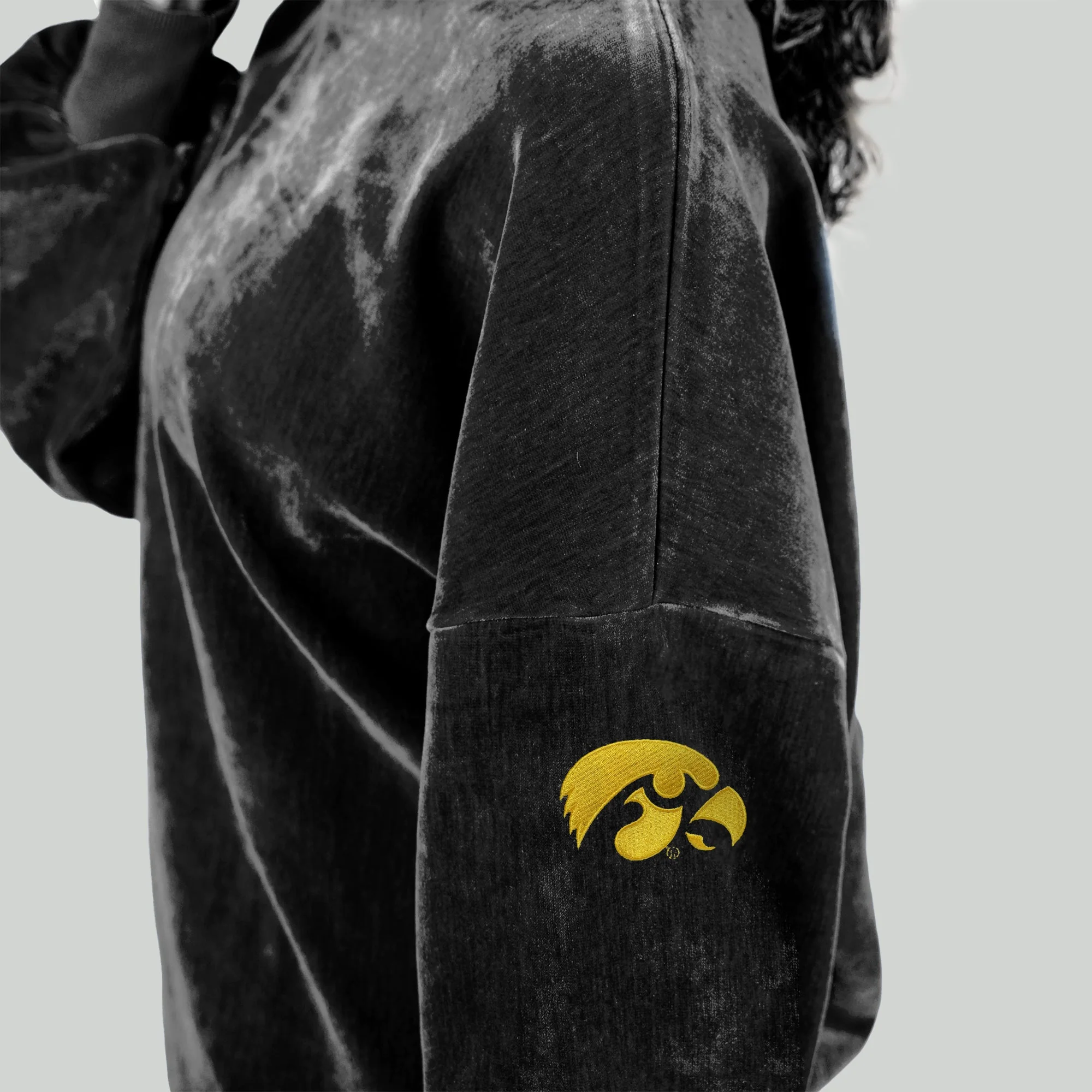 IOWA HAWKEYES MAKE A MOVE MOCK NECK CHENILLE PULLOVER - Image 11