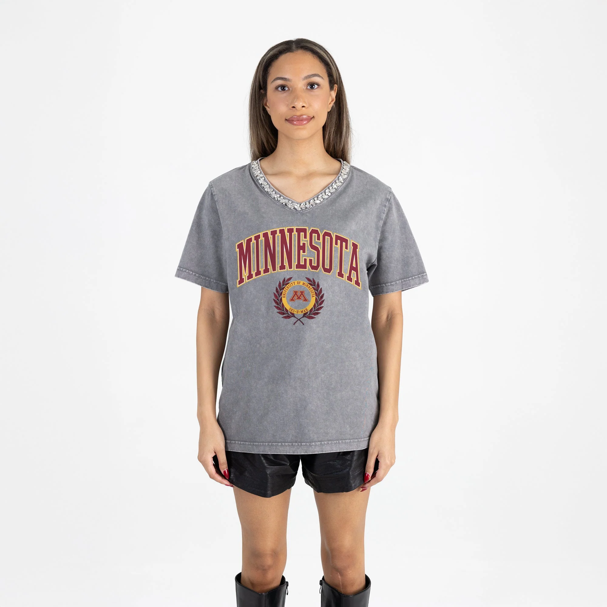 MINNESOTA GOLDEN GOPHERS ICONIC EDGE RHINESTONE TRIM V-NECK TEE - Image 5