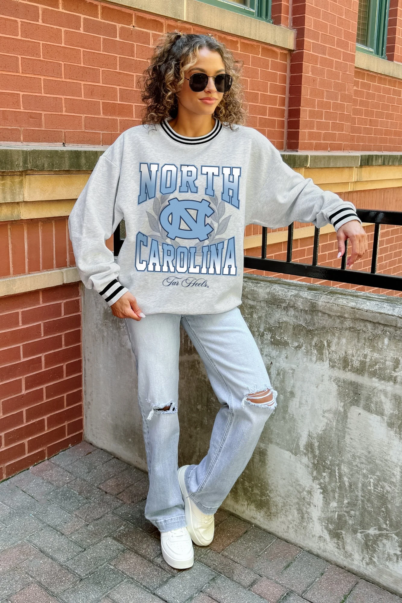 NORTH CAROLINA TAR HEELS FADE ROUTE CREW FLEECE RINGER SWEATSHIRT - Image 3