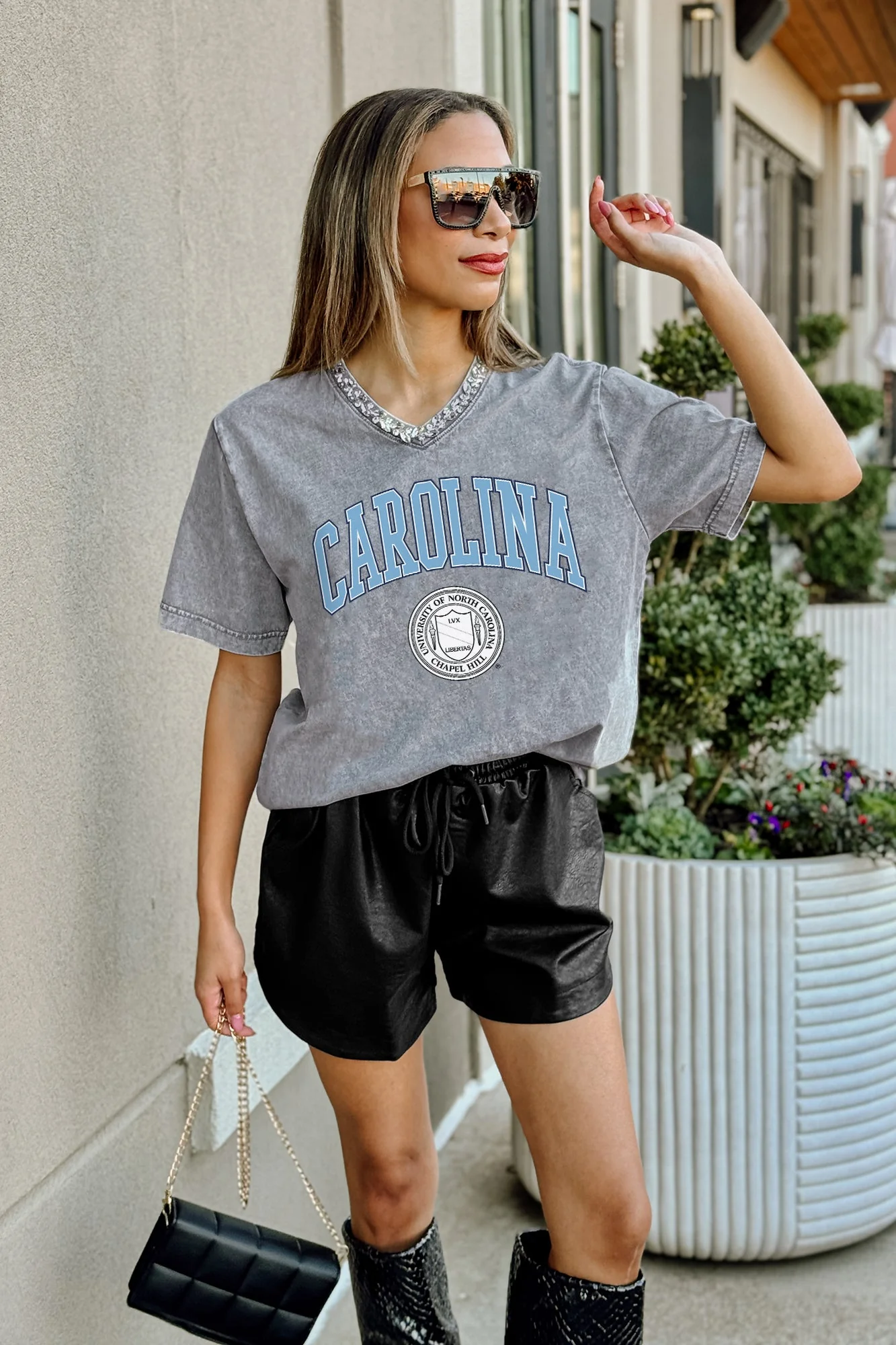 NORTH CAROLINA TAR HEELS ICONIC EDGE RHINESTONE TRIM V-NECK TEE - Image 2
