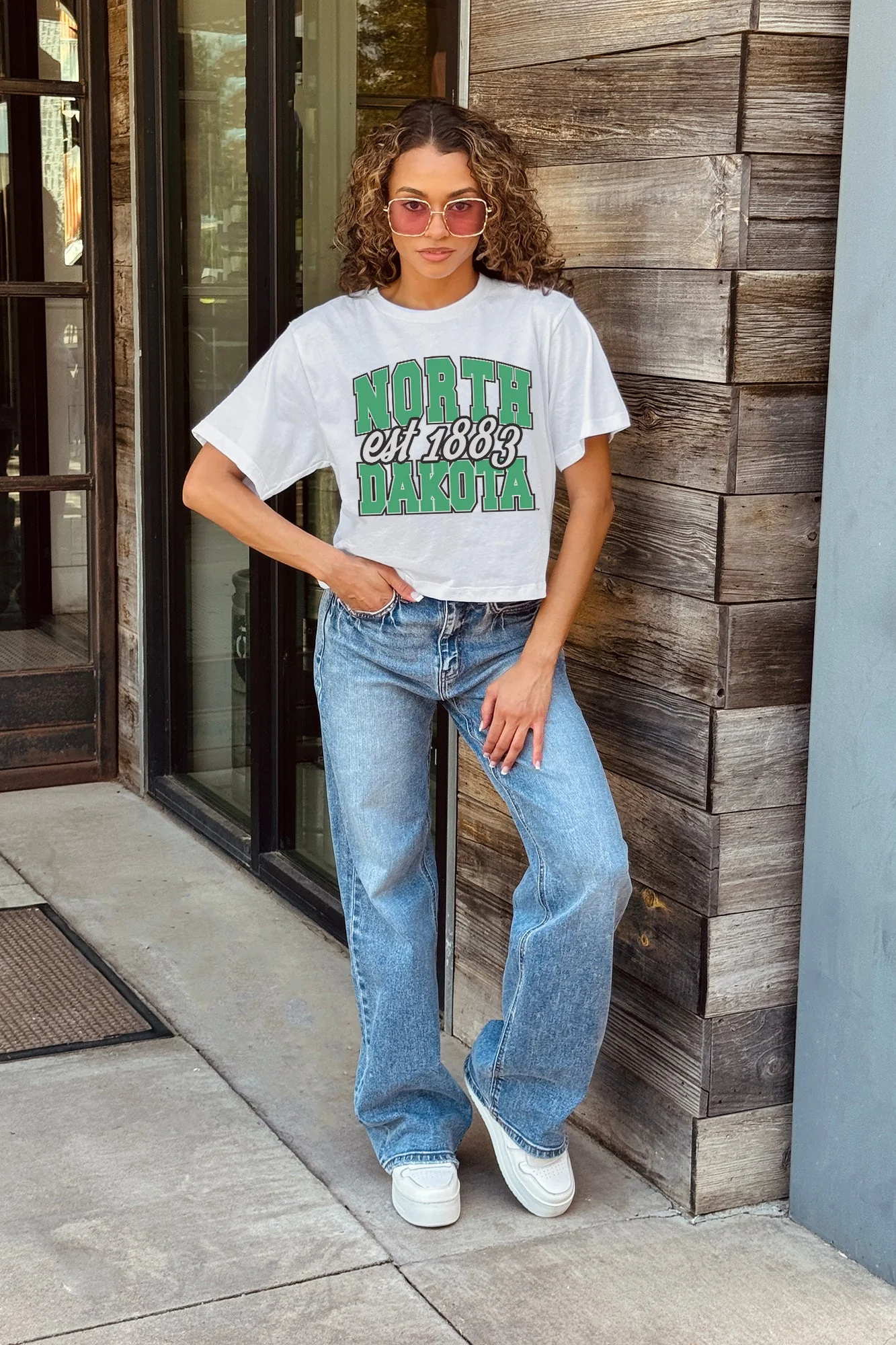 NORTH DAKOTA FIGHTING HAWKS DEEP ROOTS BOXY FIT WOMEN'S CROPPED TEE - Image 2