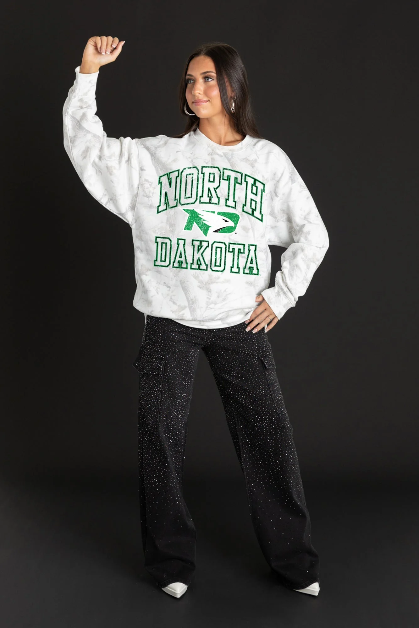 NORTH DAKOTA FIGHTING HAWKS WHITEOUT PREMIUM DROP SHOULDER CAMO PULLOVER - Image 4