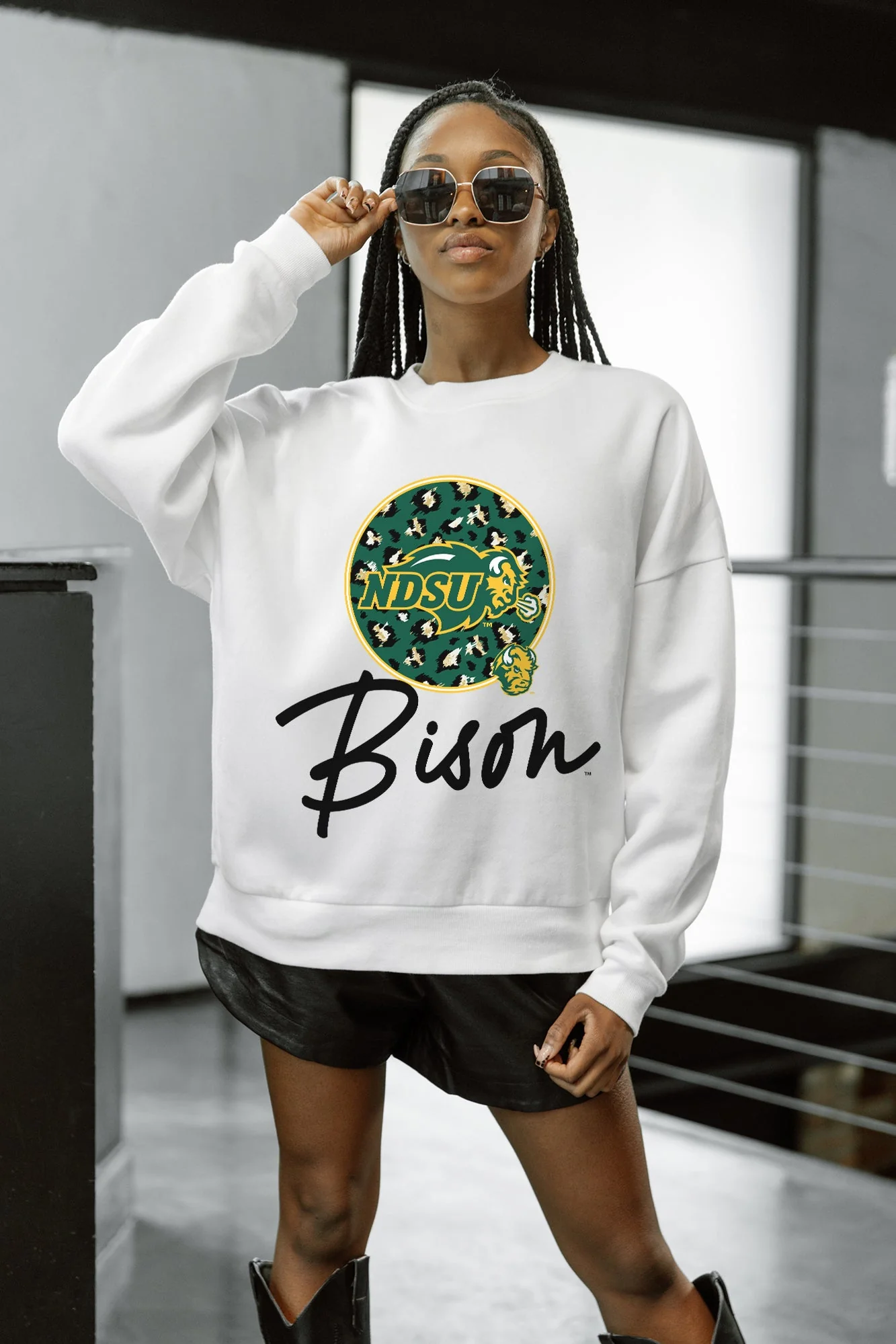 NORTH DAKOTA STATE BISON WILD BREAKTHROUGH PREMIUM FLEECE CREWNECK PULLOVER - Image 4