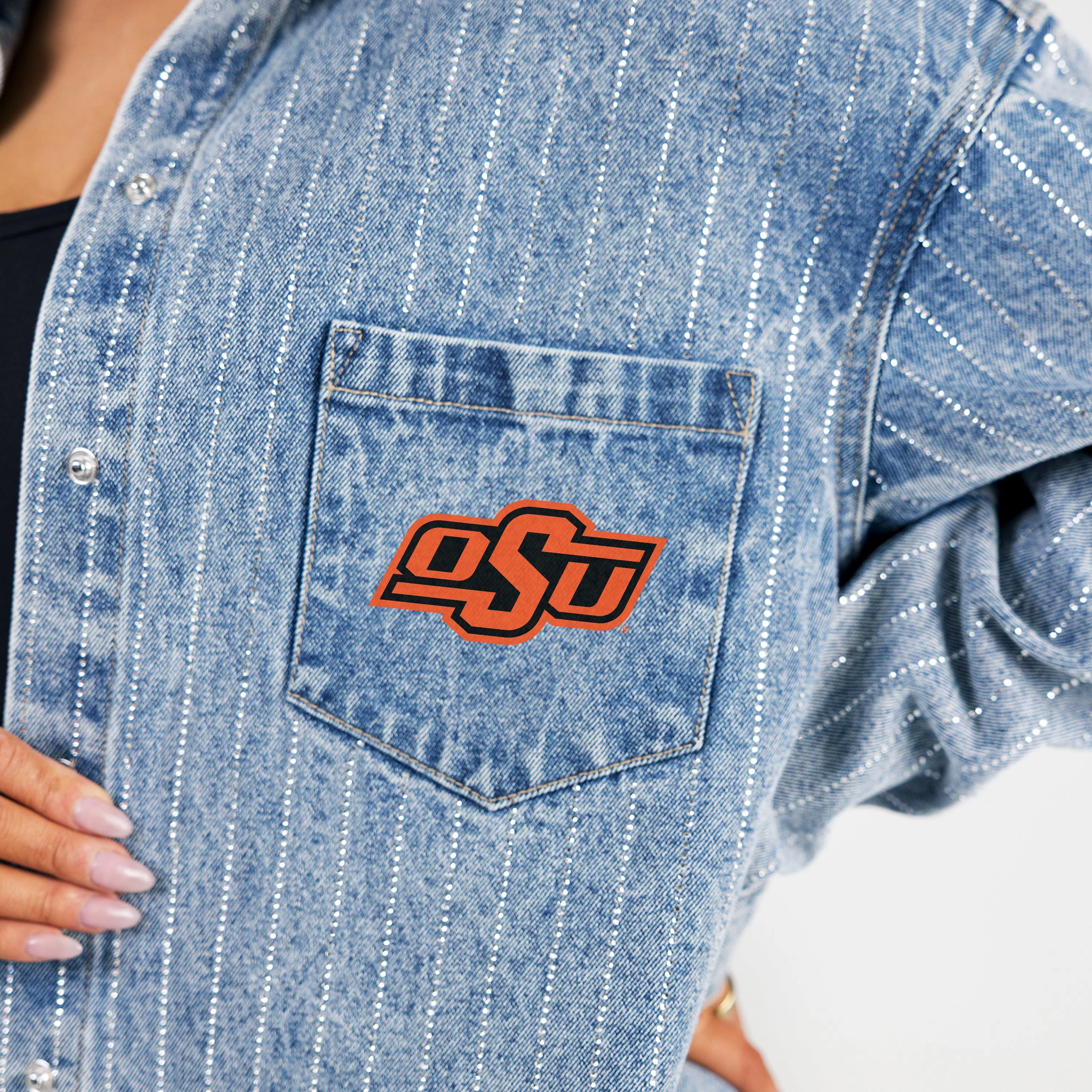 OKLAHOMA STATE COWBOYS STYLE'S THE LIMIT MICRO-RHINESTONE DENIM OVERSHIRT - Image 4