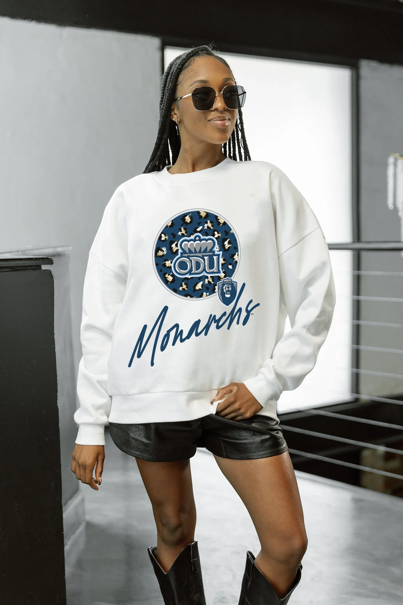 OLD DOMINION MONARCHS WILD BREAKTHROUGH PREMIUM FLEECE CREWNECK PULLOVER - Image 3