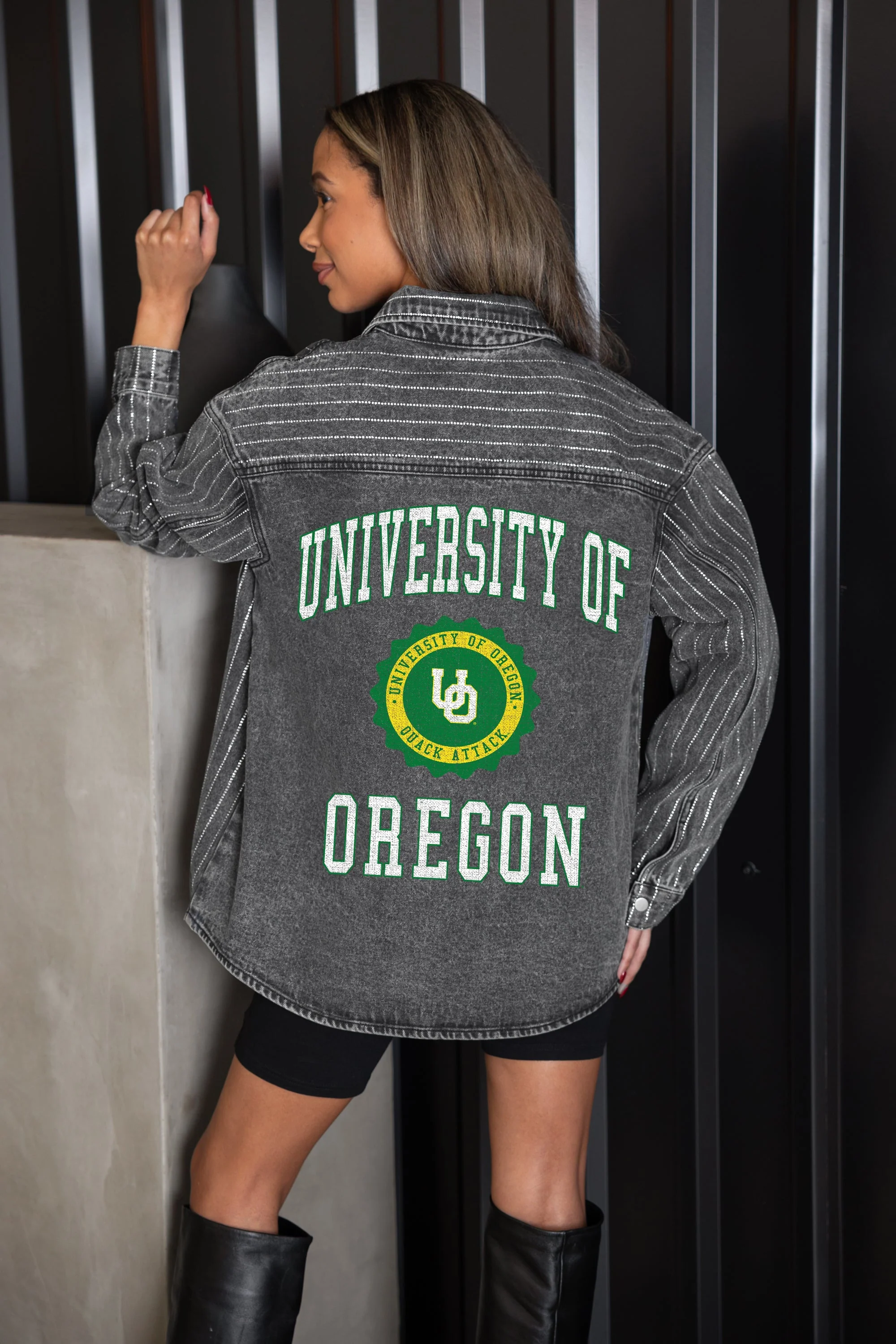 OREGON DUCKS STYLE'S THE LIMIT MICRO-RHINESTONE DENIM OVERSHIRT IN BLACK