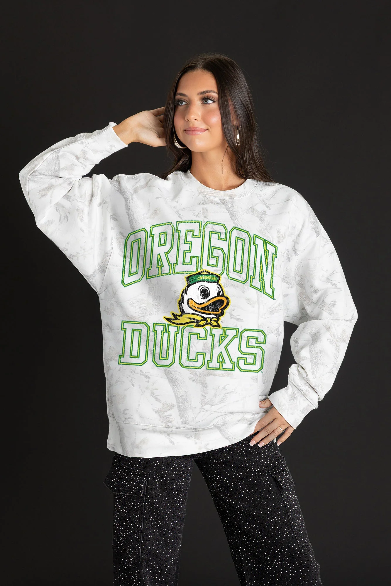 OREGON DUCKS WHITEOUT PREMIUM DROP SHOULDER CAMO PULLOVER