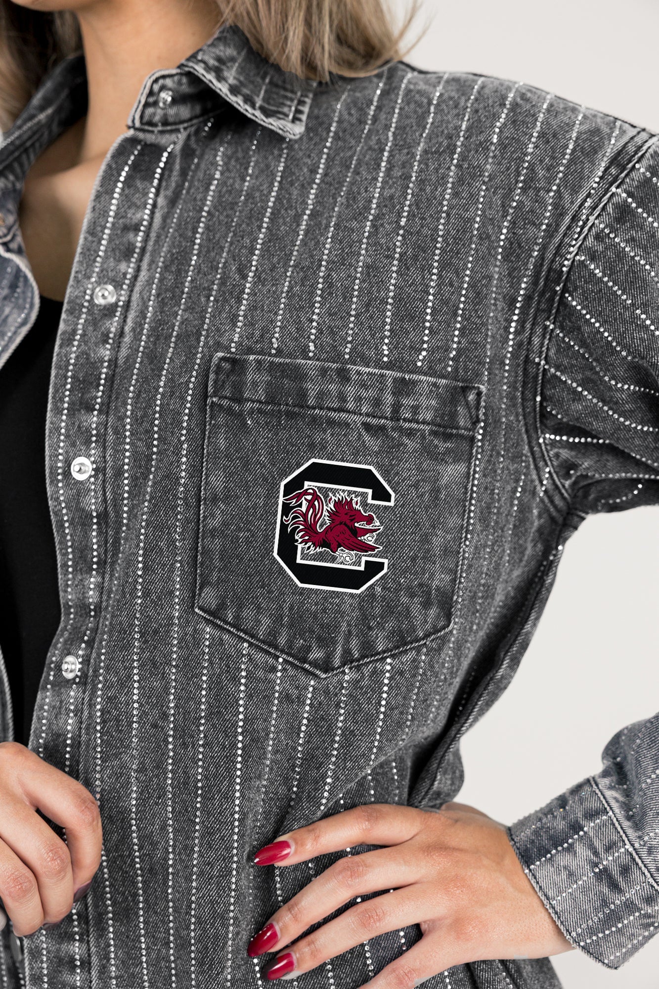 SOUTH CAROLINA GAMECOCKS STYLE'S THE LIMIT MICRO-RHINESTONE DENIM OVERSHIRT IN BLACK - Image 5