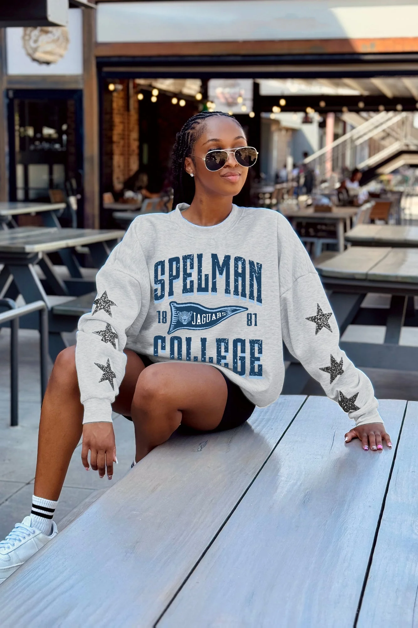 SPELMAN COLLEGE JAGUARS PENNANT PRIDE EMBELLISHED STAR SLEEVE CREWNECK PULLOVER