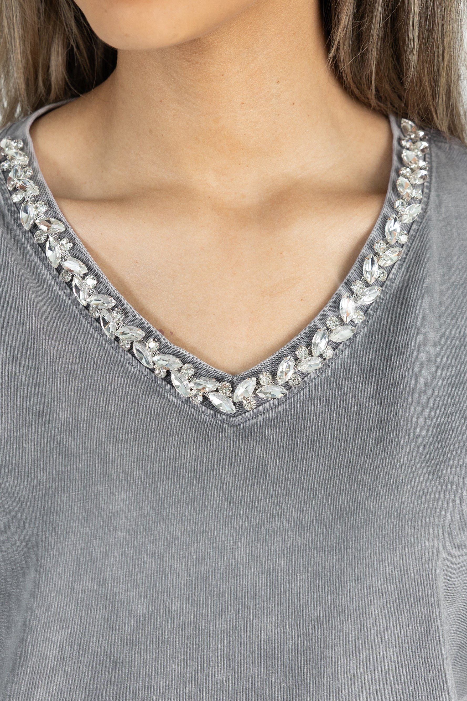 STONY BROOK SEAWOLVES ICONIC EDGE RHINESTONE TRIM V-NECK TEE - Image 7