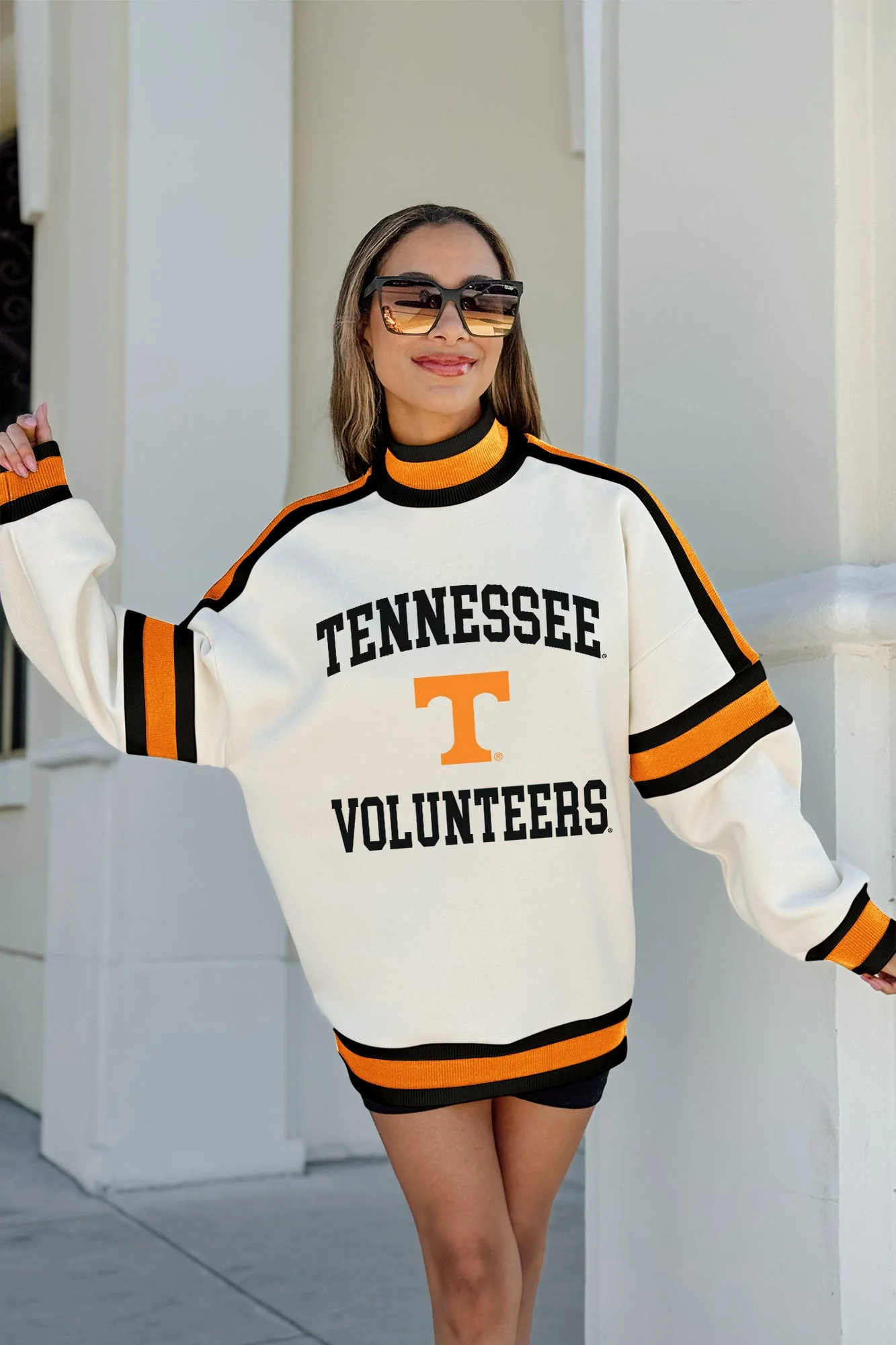 TENNESSEE VOLUNTEERS VIVID MOTION COLORBLOCK TURTLENECK PULLOVER IN BLACK/TENNESSEE ORANGE - Image 3