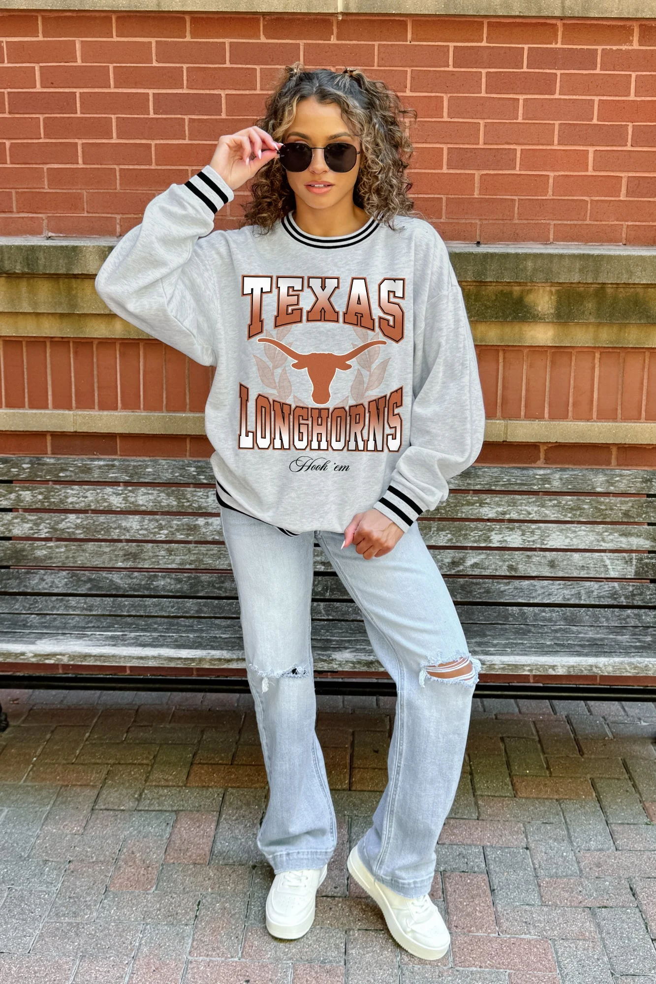 TEXAS LONGHORNS FADE ROUTE CREW FLEECE RINGER SWEATSHIRT - Image 2
