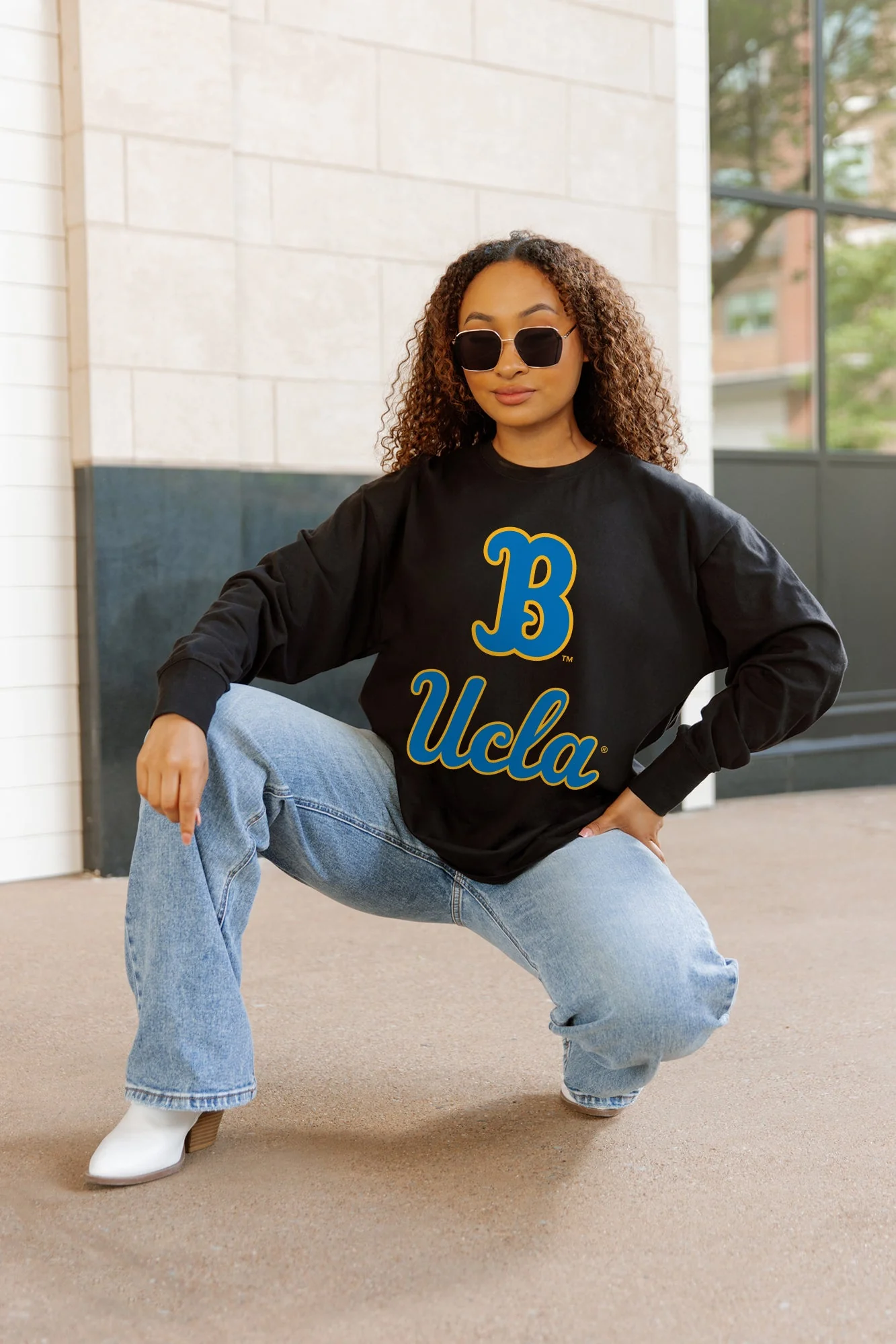UCLA BRUINS HONOR ROLL ESSENTIAL RELAXED FIT LONG SLEEVE TEE - Image 4