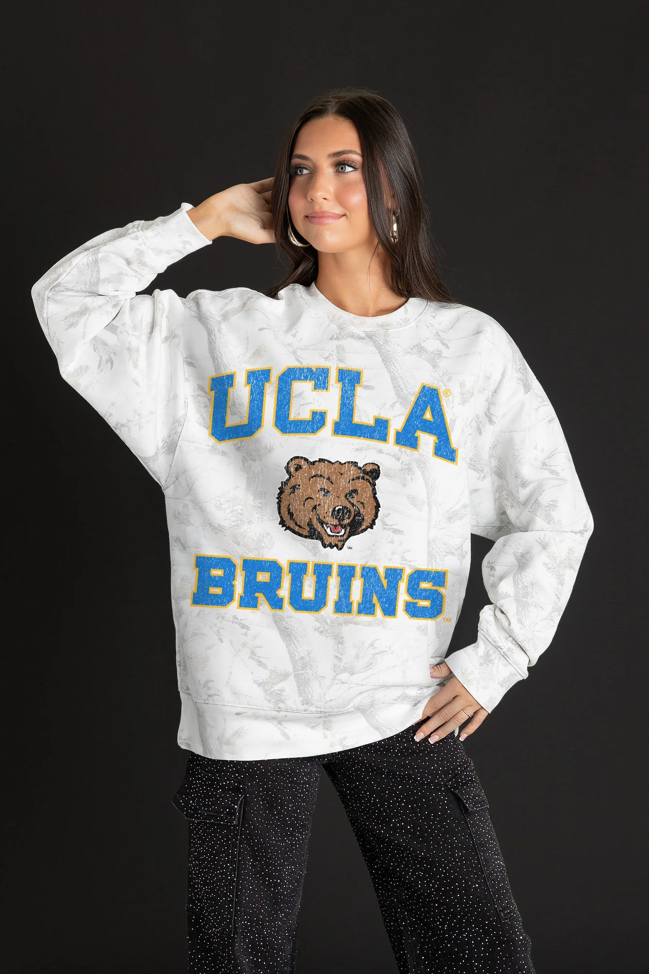 UCLA BRUINS WHITEOUT PREMIUM DROP SHOULDER CAMO PULLOVER