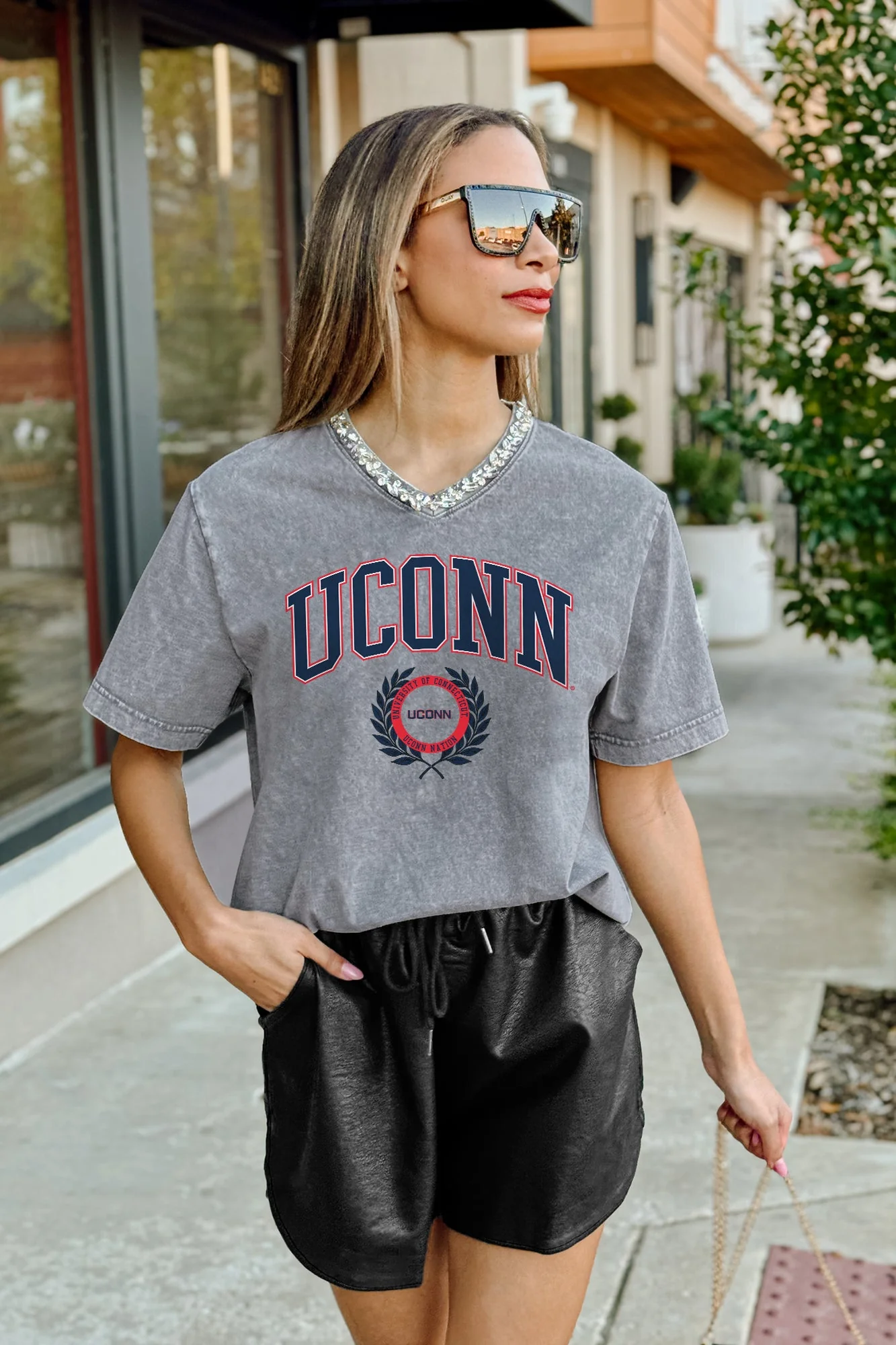 UCONN HUSKIES ICONIC EDGE RHINESTONE TRIM V-NECK TEE