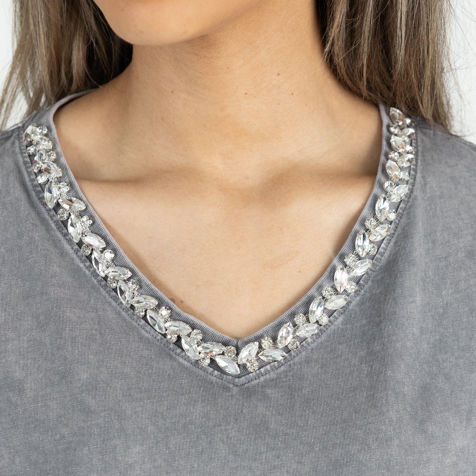 UW-MILWAUKEE PANTHERS ICONIC EDGE RHINESTONE TRIM V-NECK TEE - Image 7