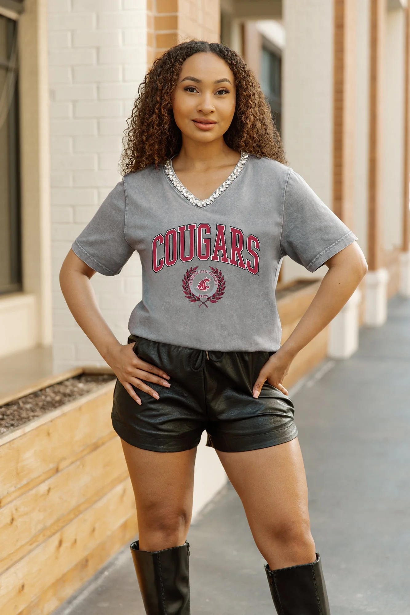 WASHINGTON STATE COUGARS ICONIC EDGE RHINESTONE TRIM V-NECK TEE - Image 3