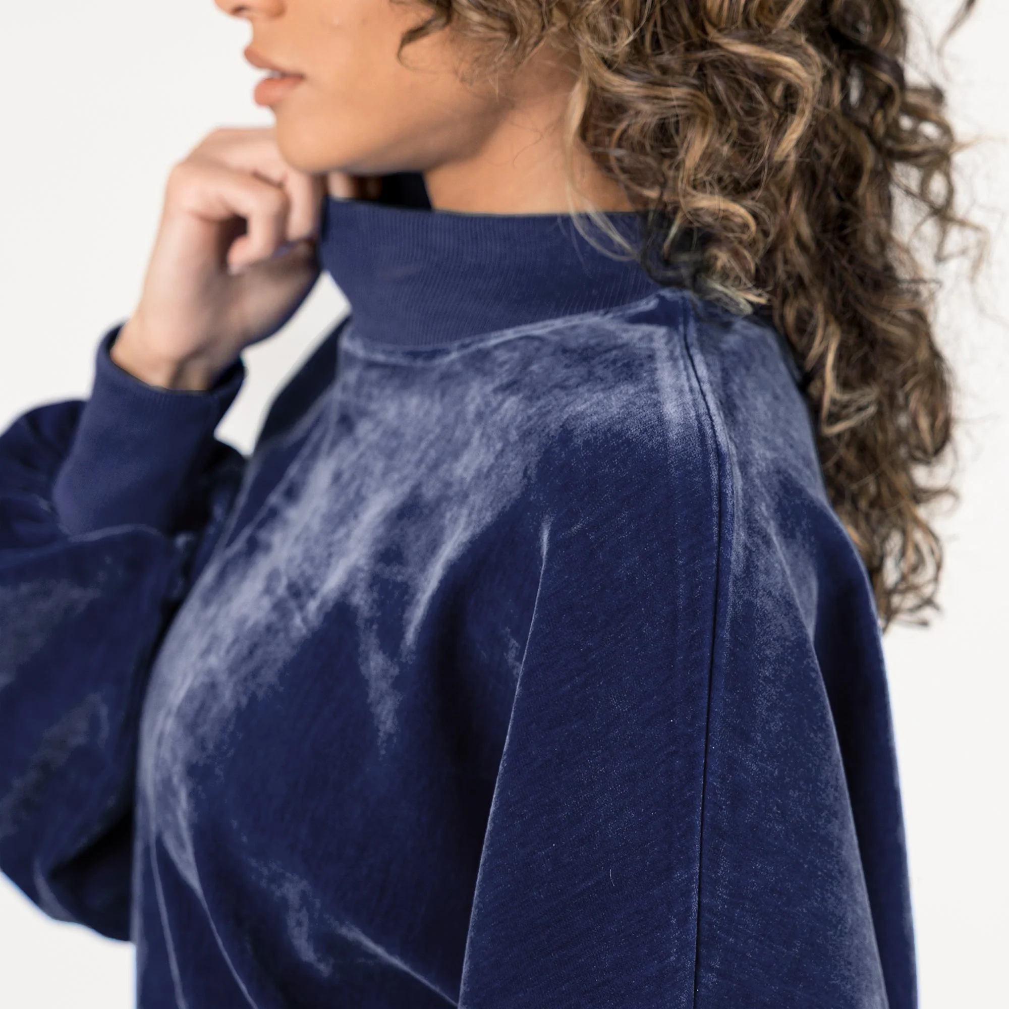 WEST VIRGINIA MOUNTAINEERS MAKE A MOVE MOCK NECK CHENILLE PULLOVER - Image 7