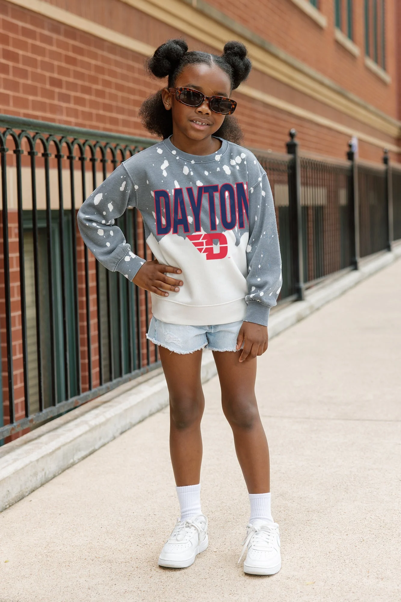 DAYTON FLYERS CASUAL FAN KIDS FADED WASH CREWNECK PULLOVER