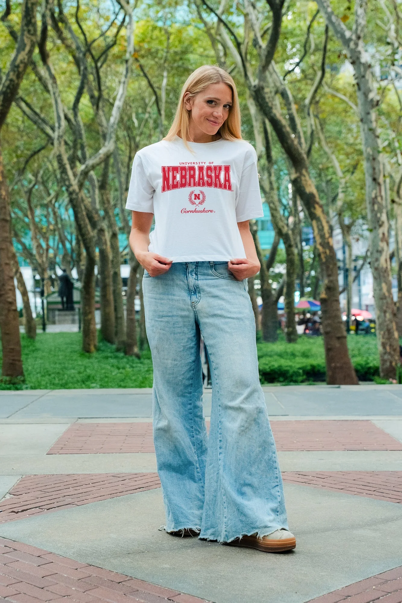NEBRASKA CORNHUSKERS EASY WIN BOXY FIT CROP TEE - Image 2