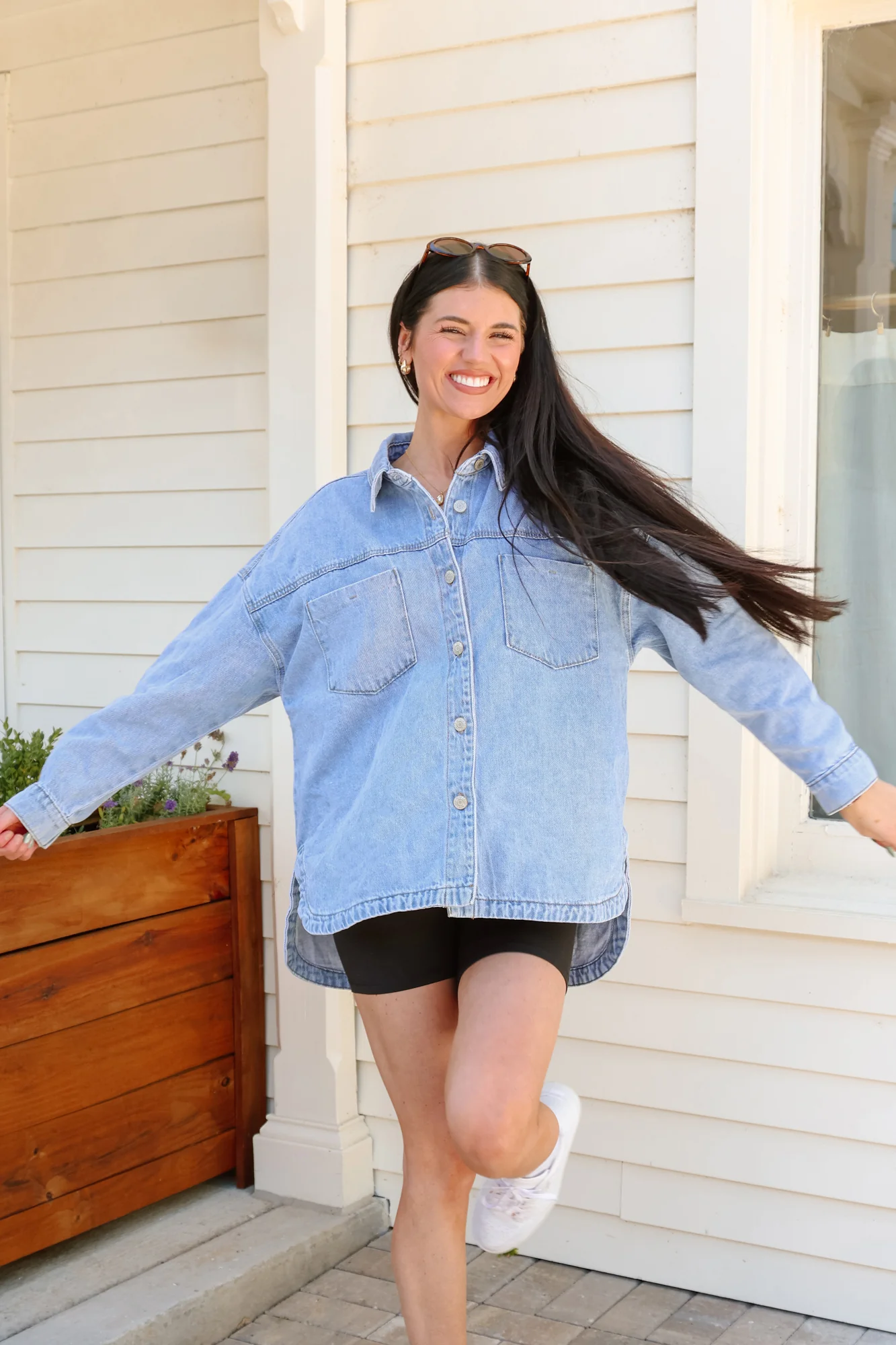 NEBRASKA CORNHUSKERS OVERSIZED DENIM JACKET - Image 4