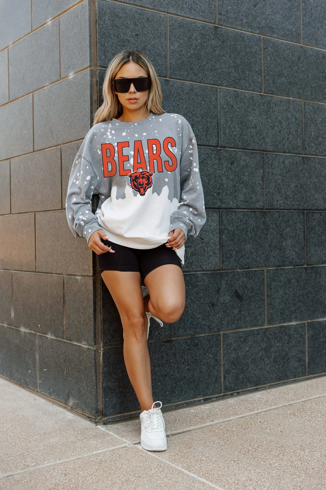 CHICAGO BEARS CASUAL FAN LONG-SLEEVE FRENCH TERRY PULLOVER - Image 2