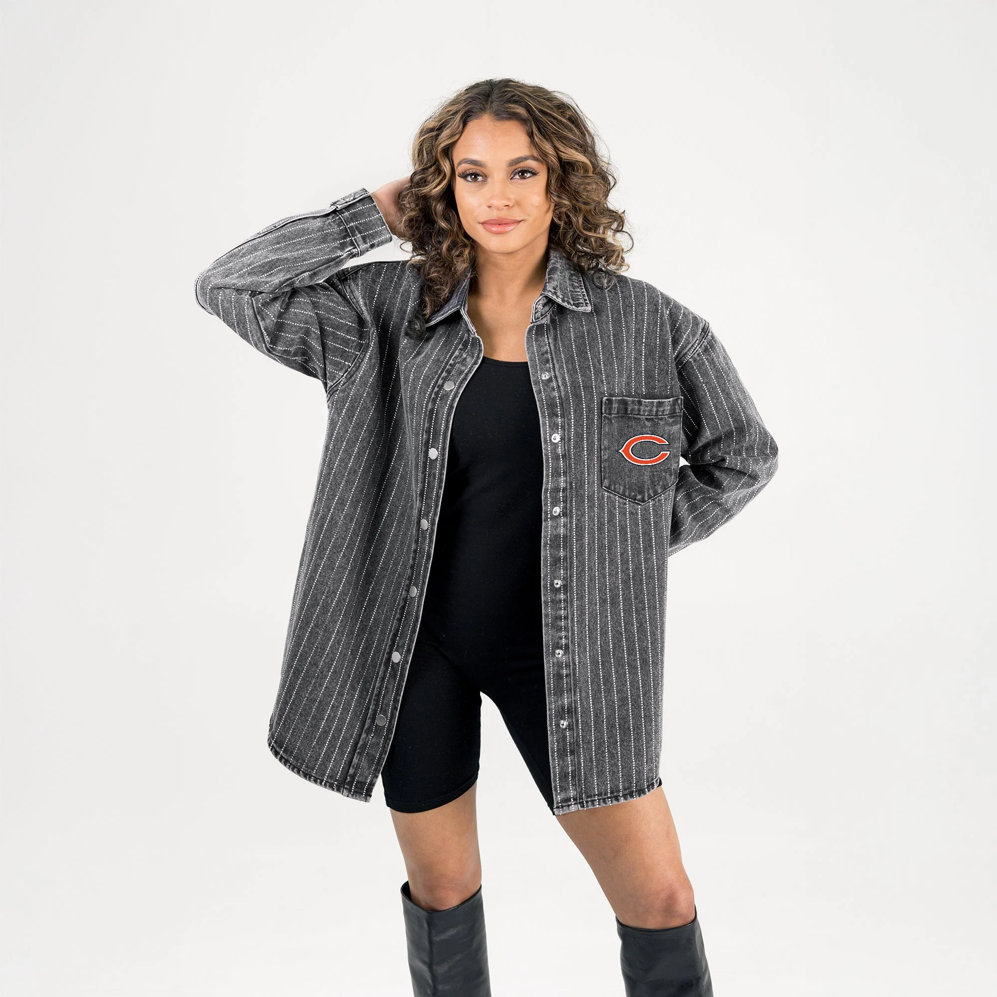 CHICAGO BEARS STYLE'S THE LIMIT MICRO-RHINESTONE DENIM OVERSHIRT IN BLACK - Image 6