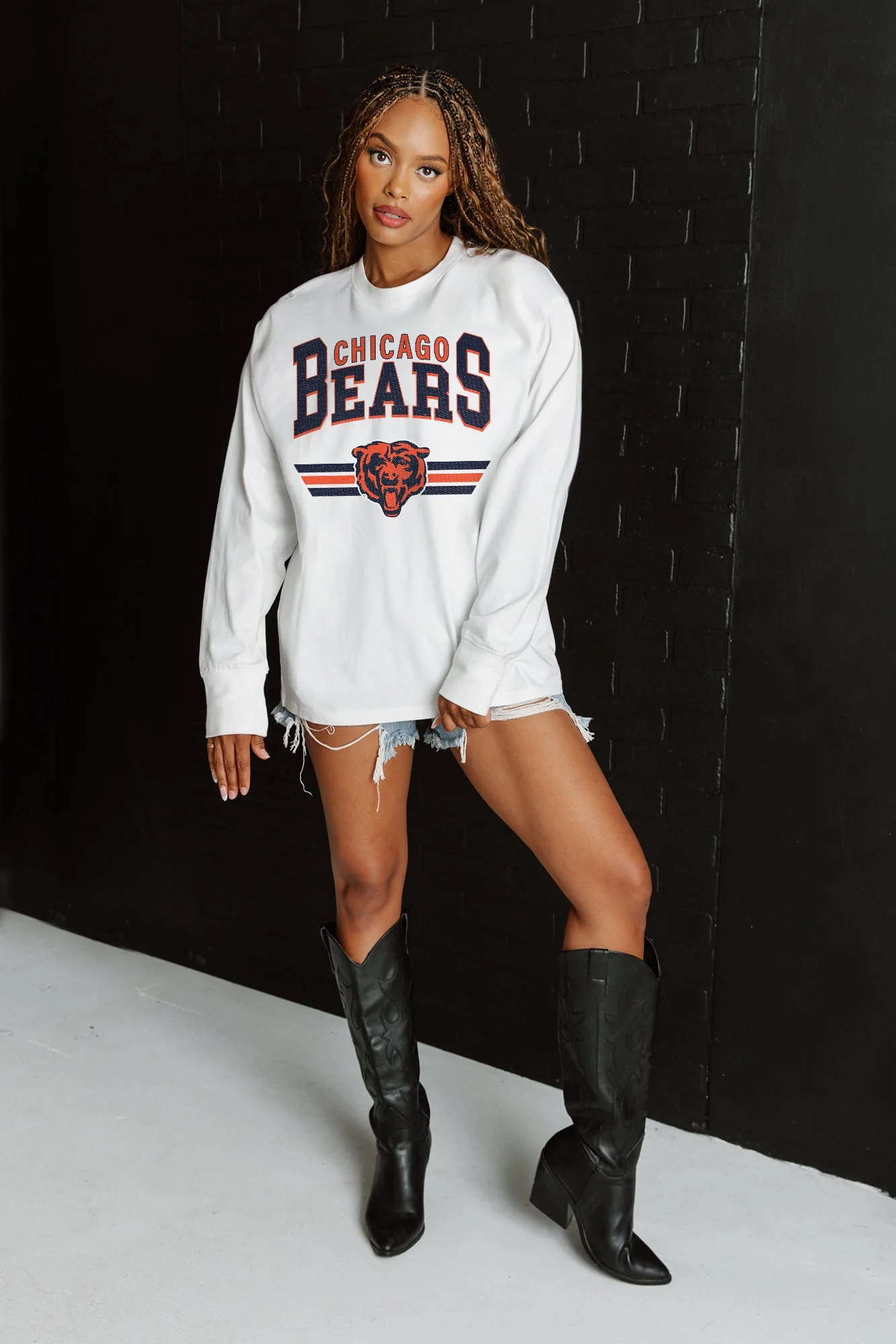 CHICAGO BEARS SWIFT STRIKE ESSENTIAL RELAXED FIT LONG SLEEVE TEE - Image 3