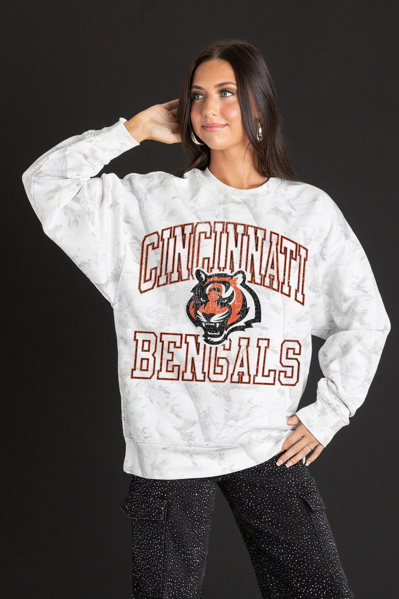 CINCINNATI BENGALS WHITEOUT PREMIUM DROP SHOULDER CAMO PULLOVER - Image 4