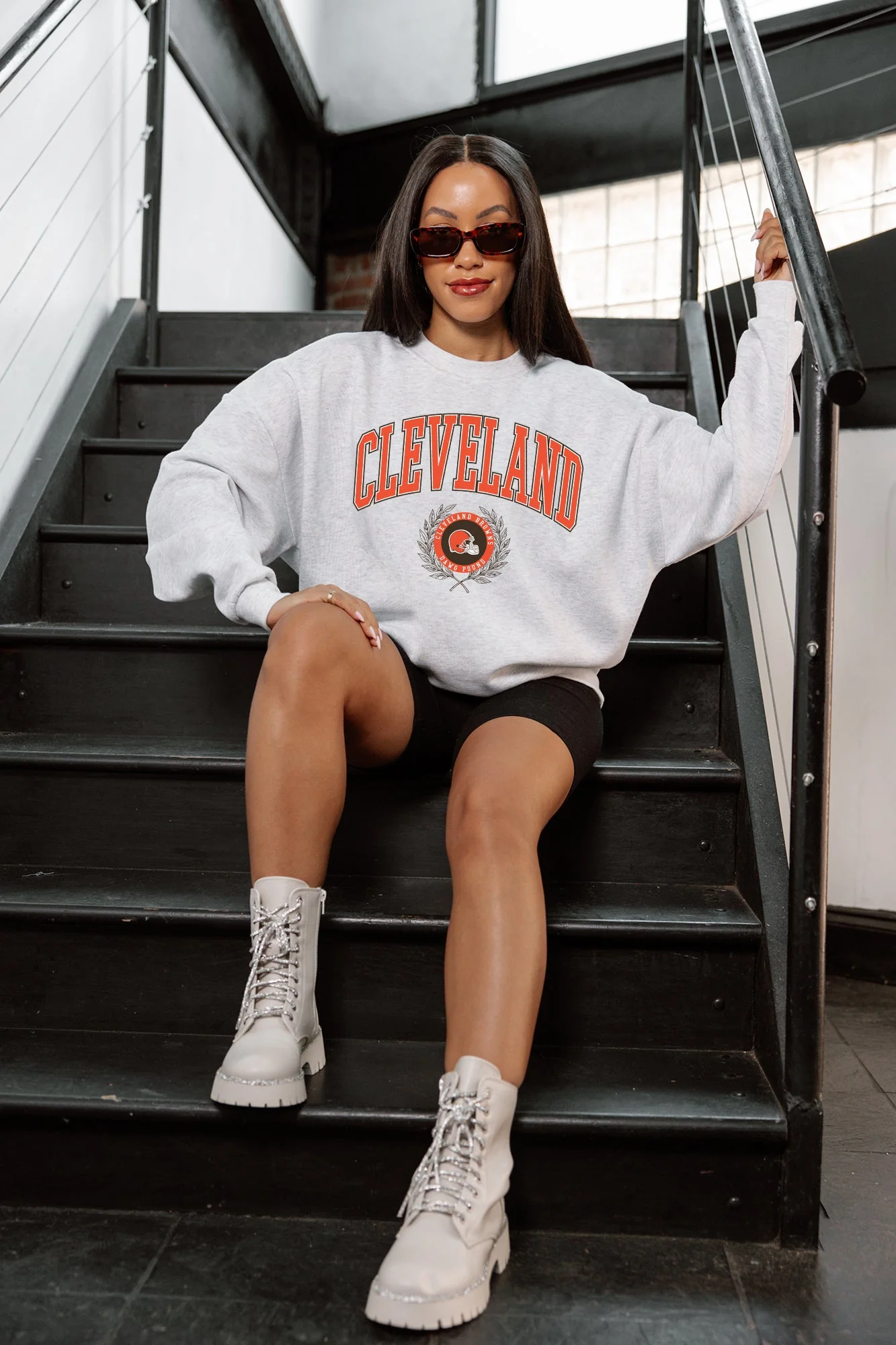 CLEVELAND BROWNS TRADITION REFINED PREMIUM FLEECE CREWNECK PULLOVER - Image 4