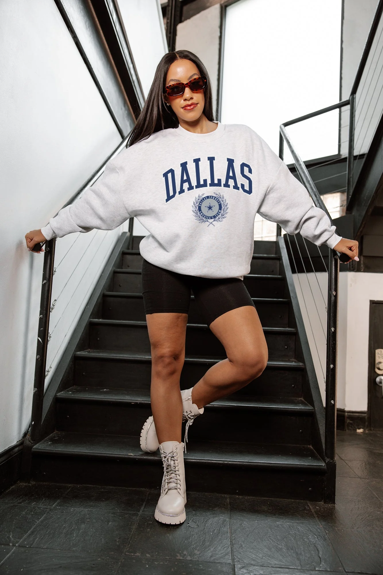 DALLAS COWBOYS TRADITION REFINED PREMIUM FLEECE CREWNECK PULLOVER - Image 3