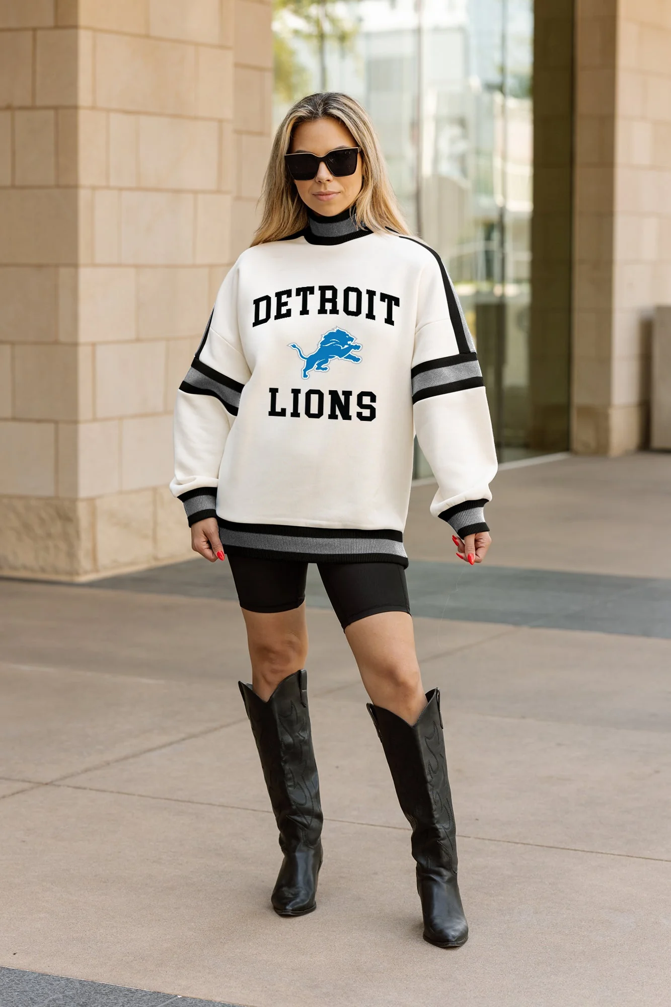 DETROIT LIONS VIVID MOTION COLORBLOCK TURTLENECK PULLOVER IN BLACK AND SILVER
