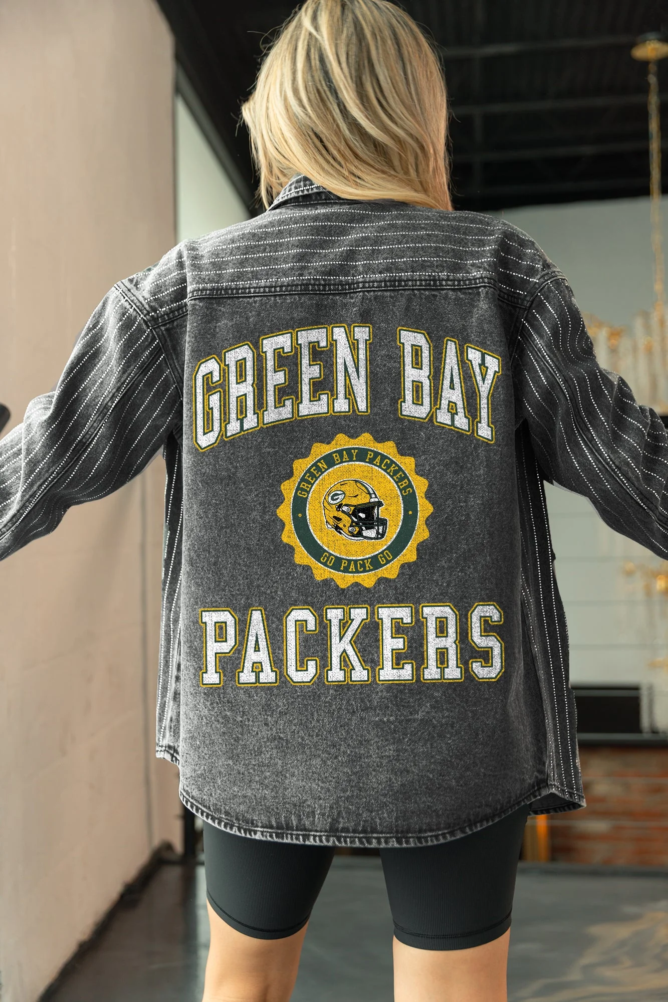 GREEN BAY PACKERS STYLE'S THE LIMIT MICRO-RHINESTONE DENIM OVERSHIRT IN BLACK - Image 4