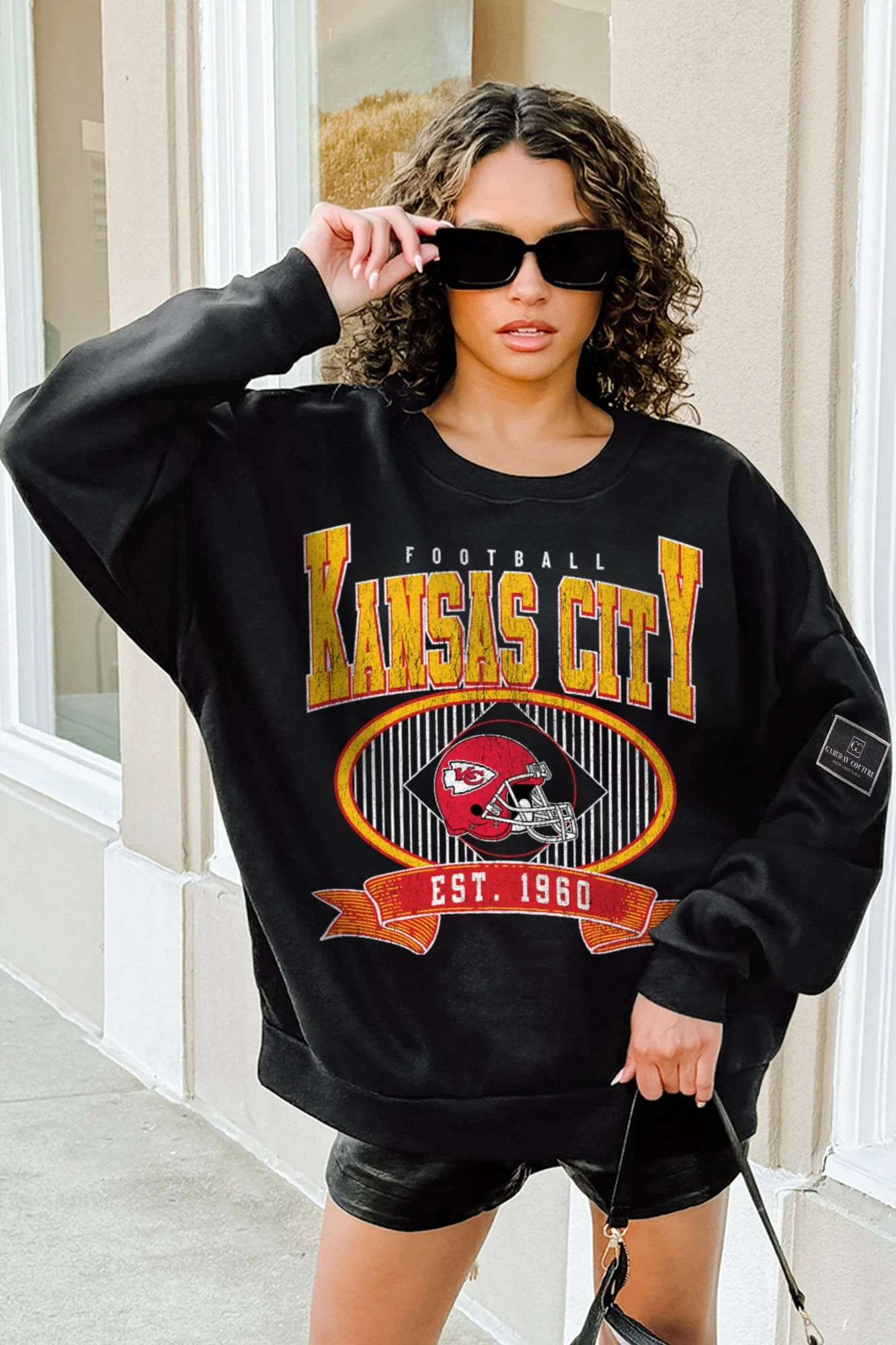 KANSAS CITY CHIEFS BOLD CHEERS BLACK LABEL PREMIUM FLEECE CREW SWEATSHIRT - Image 2