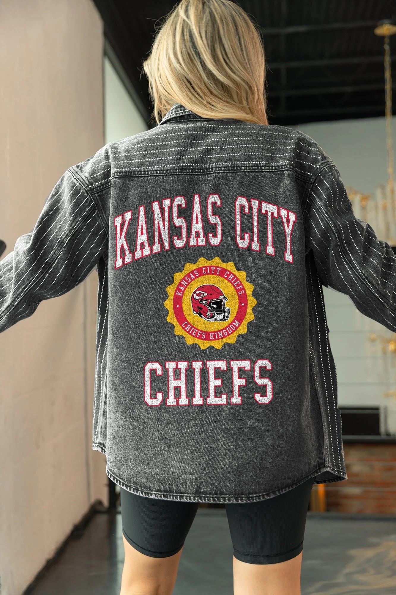 KANSAS CITY CHIEFS STYLE'S THE LIMIT MICRO-RHINESTONE DENIM OVERSHIRT IN BLACK - Image 4
