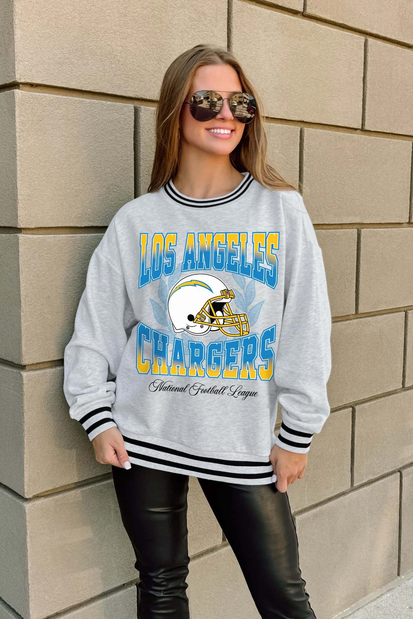 LOS ANGELES CHARGERS FADE ROUTE CREW FLEECE RINGER SWEATSHIRT - Image 3