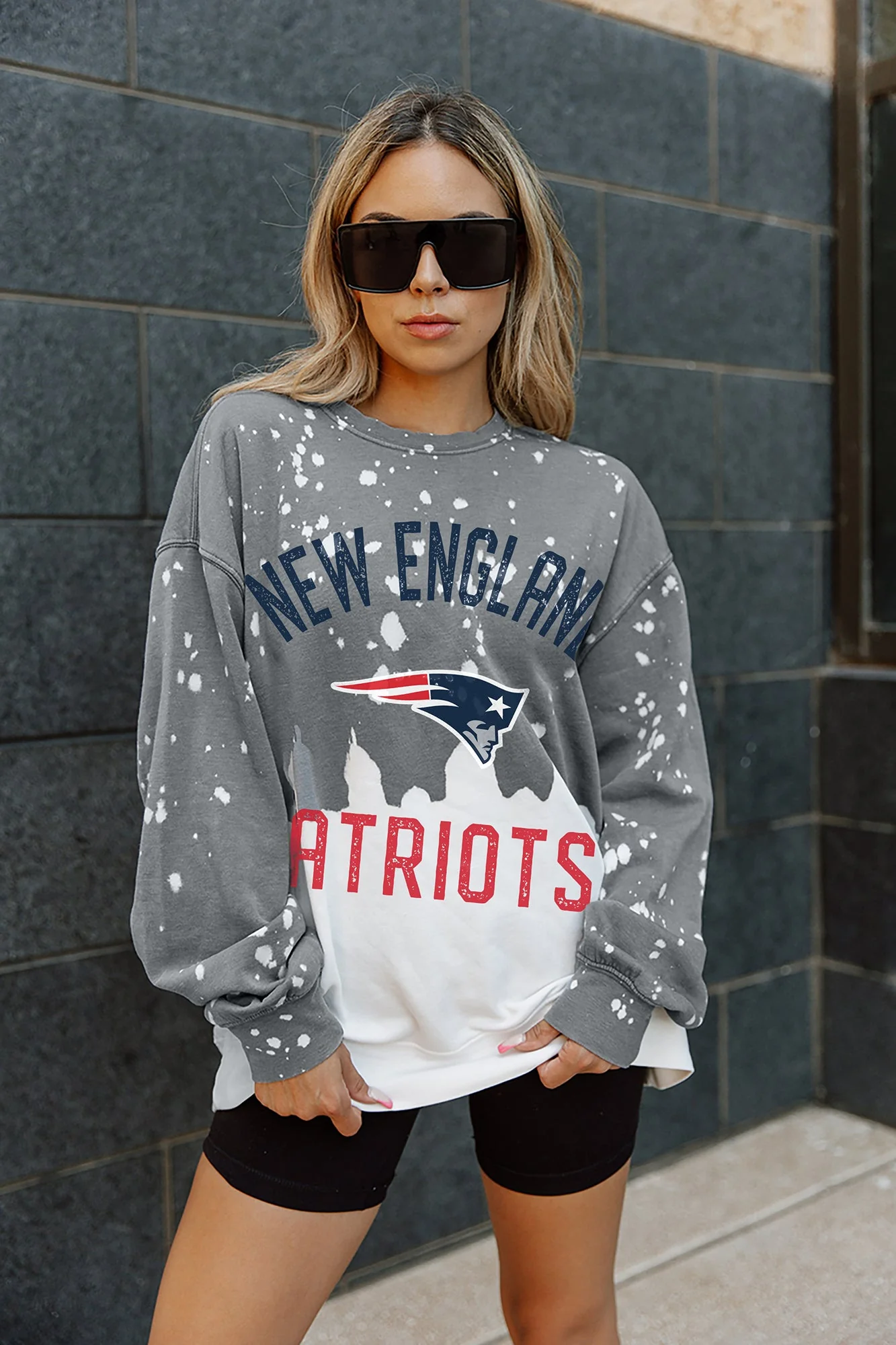 NEW ENGLAND PATRIOTS Coin Toss Long-Sleeve French Terry Pullover - Image 5