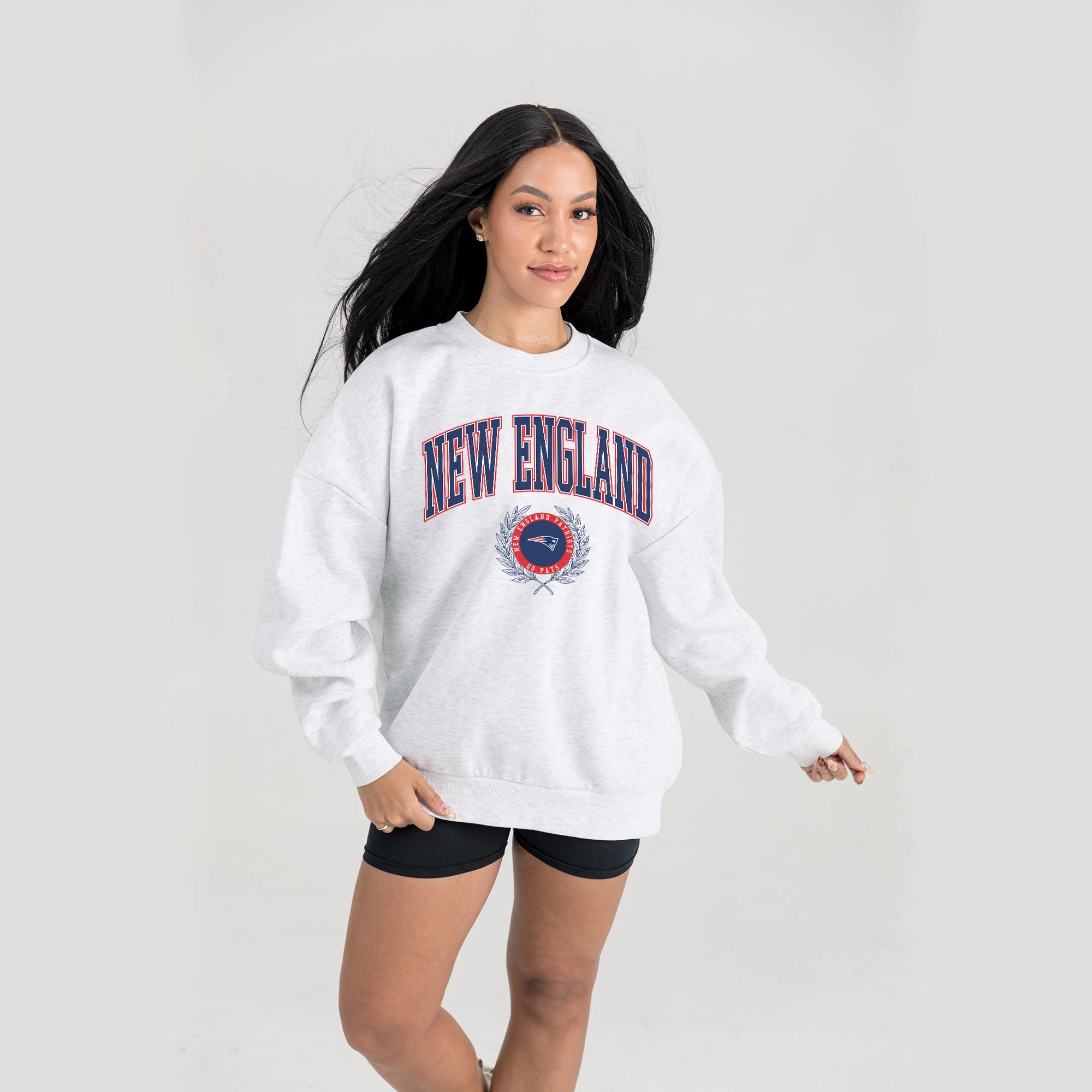 NEW ENGLAND PATRIOTS TRADITION REFINED PREMIUM FLEECE CREWNECK PULLOVER - Image 5