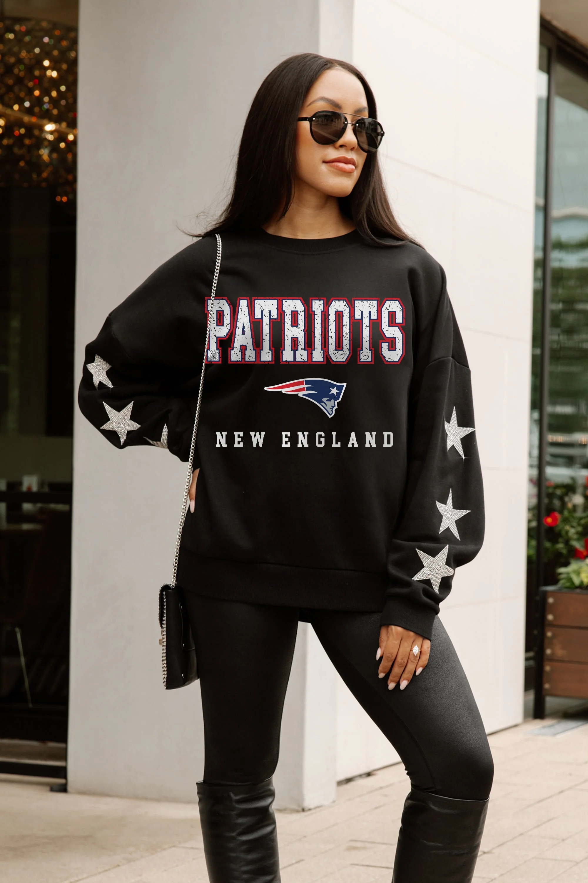 NEW ENGLAND PATRIOTS VELOCITY STAR EMBELLISHED CREW SWEATSHIRT - Image 2