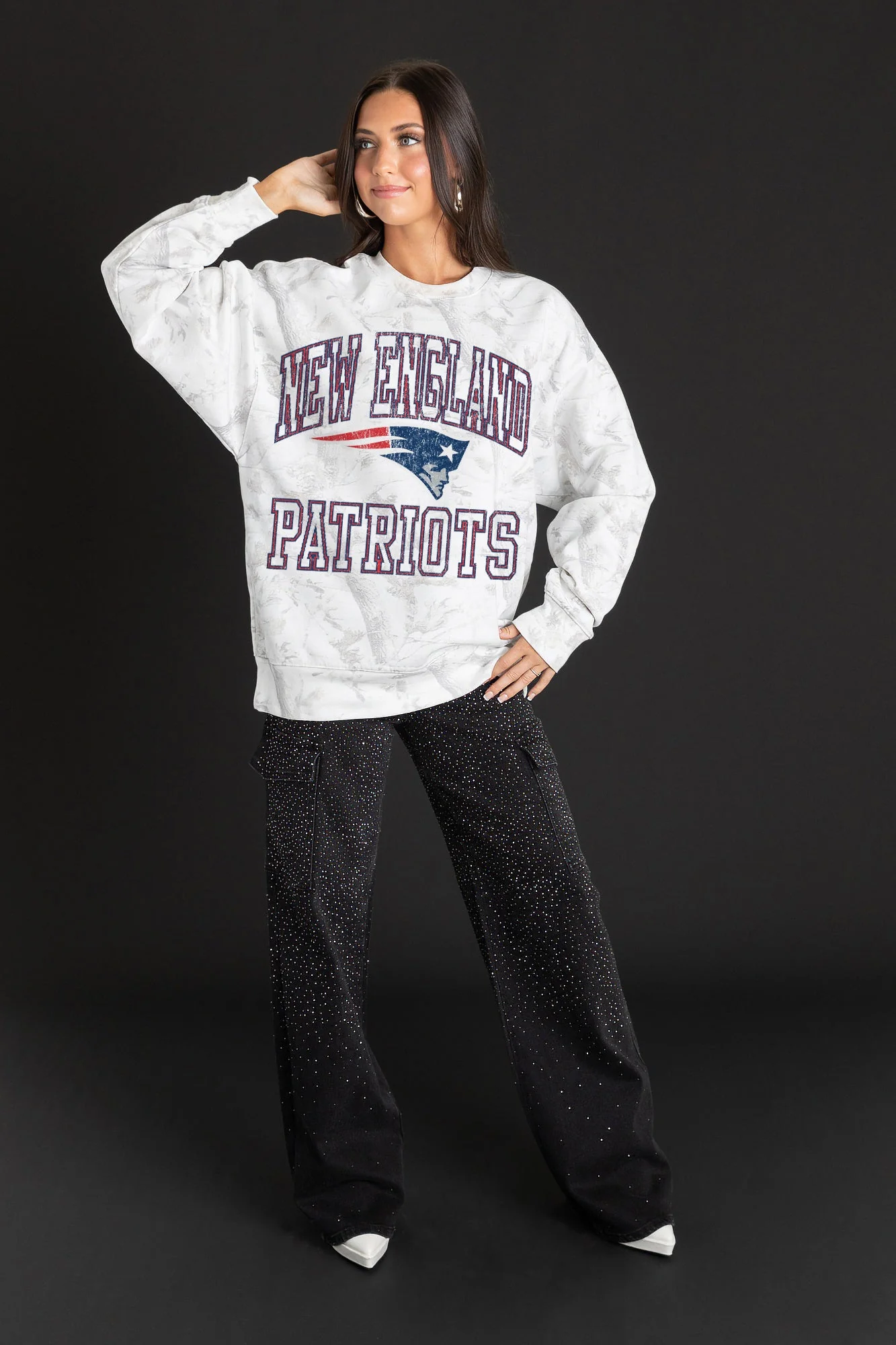 NEW ENGLAND PATRIOTS WHITEOUT PREMIUM DROP SHOULDER CAMO PULLOVER - Image 3