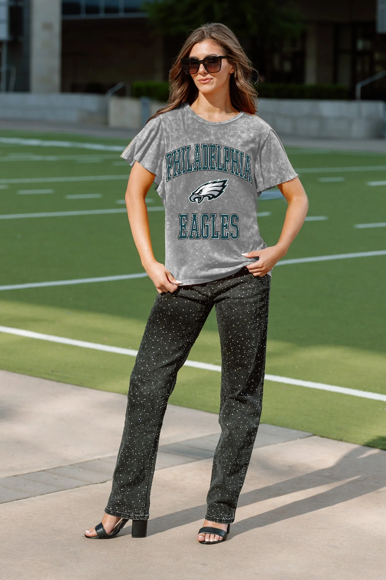 PHILADELPHIA EAGLES VICTORY MODE FLUTTER SLEEVE TEE IN GREY - Image 2