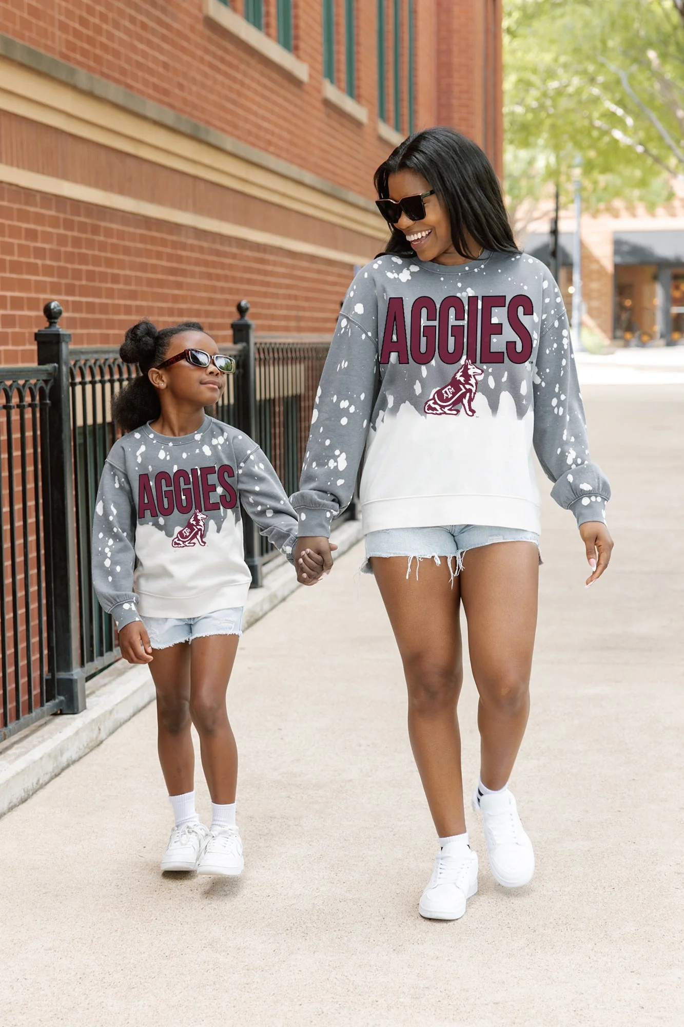 TEXAS A&M AGGIES CASUAL FAN KIDS FADED WASH CREWNECK PULLOVER - Image 4