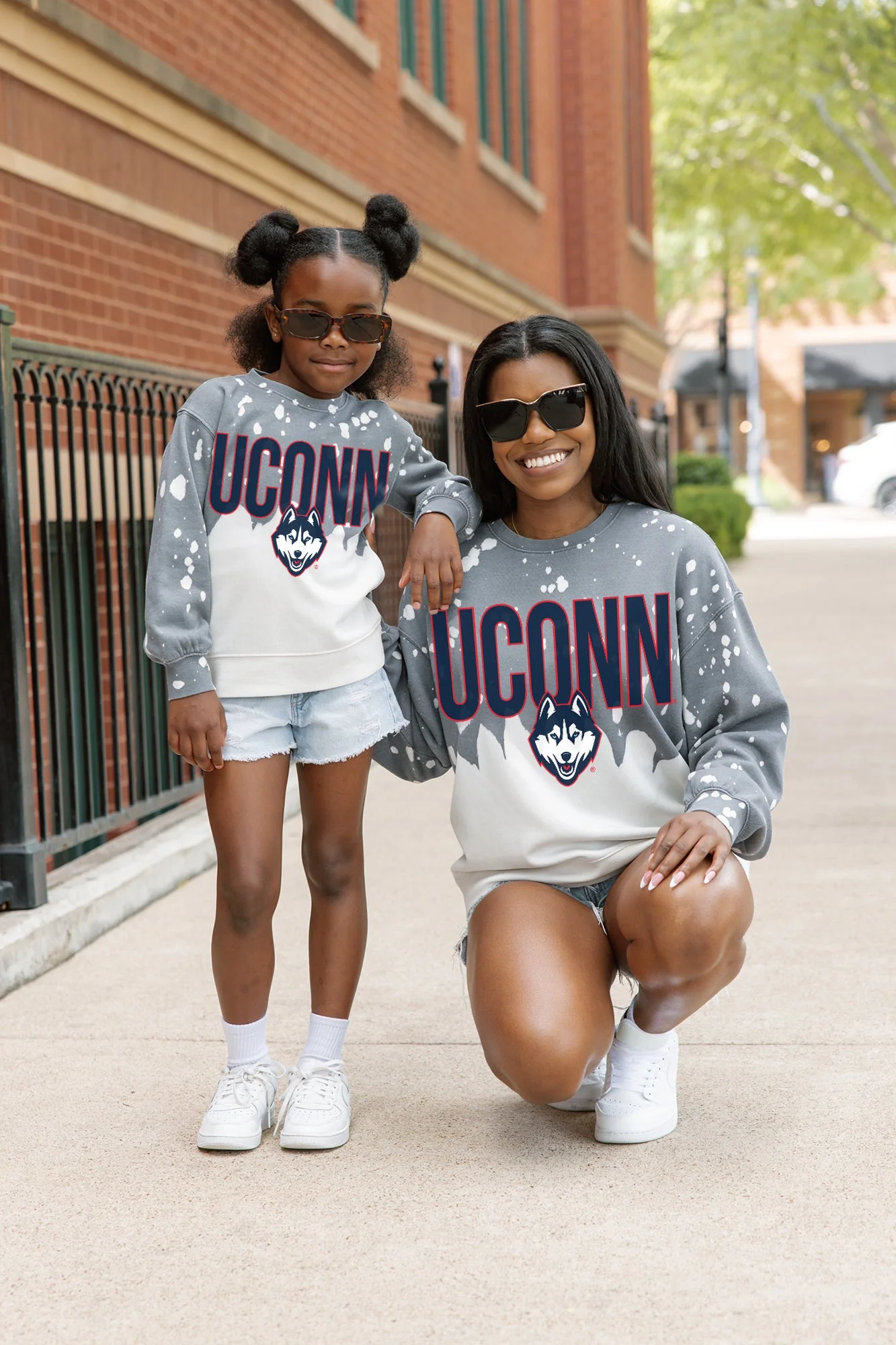 UCONN HUSKIES CASUAL FAN KIDS FADED WASH CREWNECK PULLOVER - Image 3