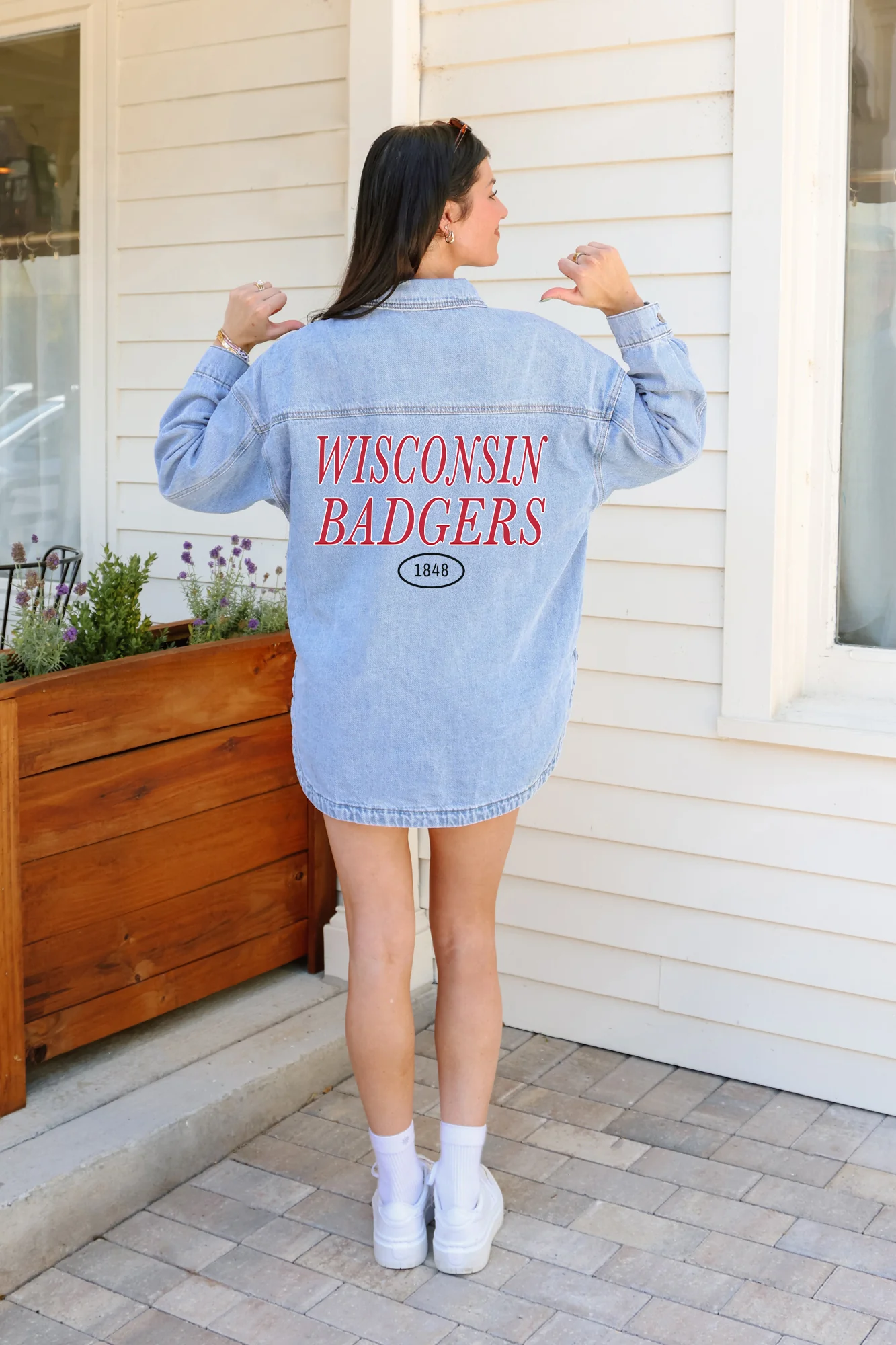 WISCONSIN BADGERS OVERSIZED DENIM JACKET - Image 3