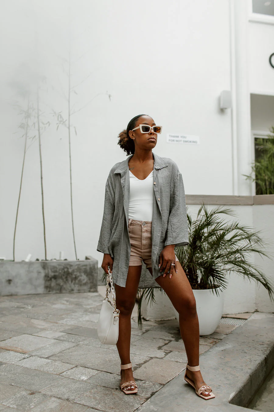 ZAHARA SHORT SLEEVE BLOUSE IN GREY - Image 9